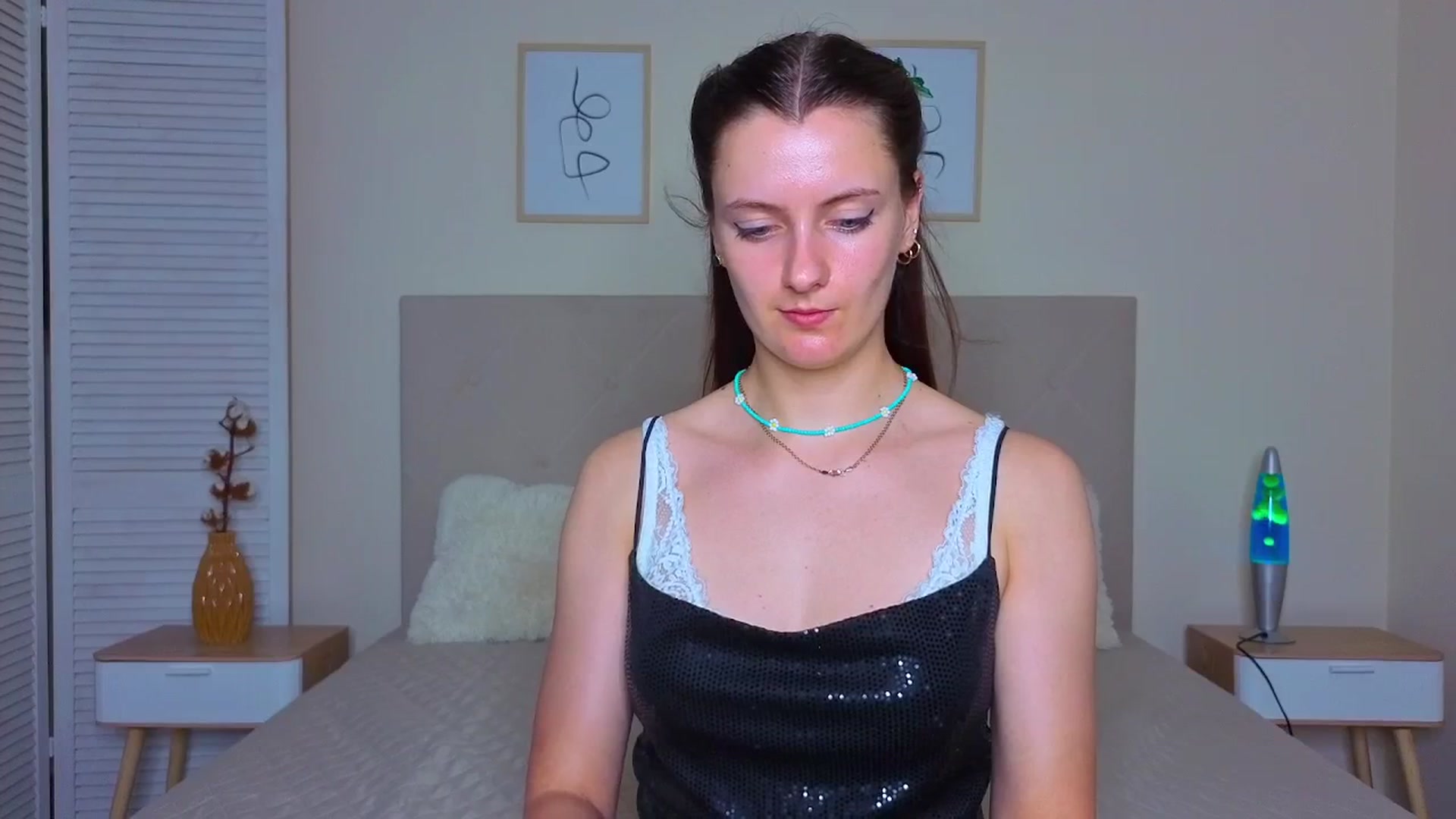 Gallery image thumbnail from Blush_flower's myfreecams stream on, 06/07/2025, 10:26 image 12 of 20