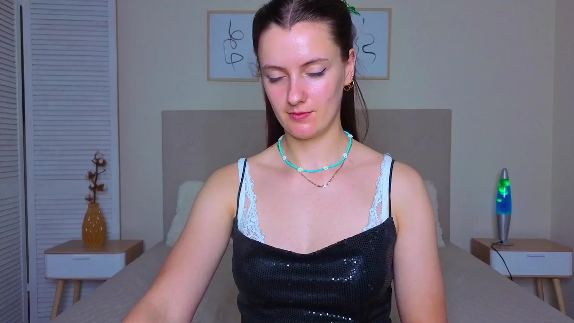 Gallery image thumbnail from Blush_flower's myfreecams stream on, 06/07/2025, 11:03 image 7 of 20