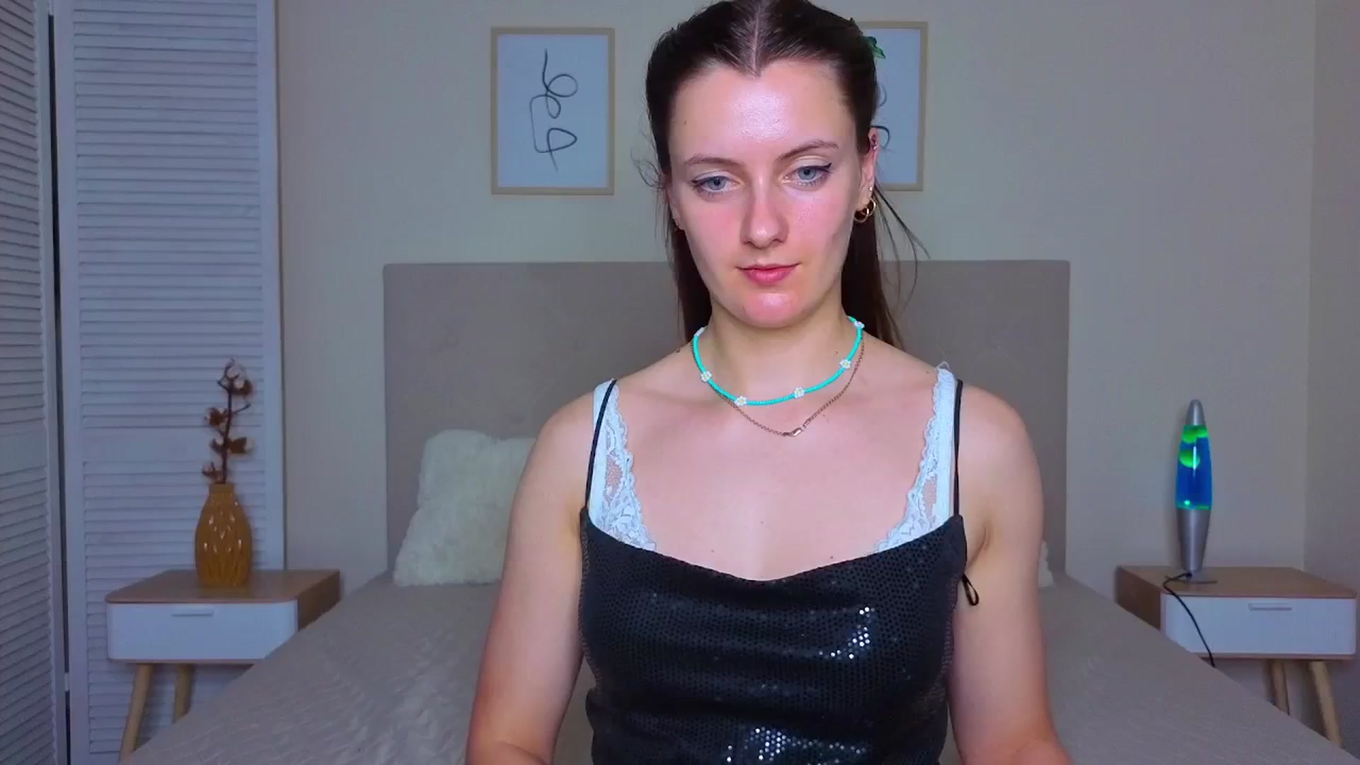 Gallery image thumbnail from Blush_flower's myfreecams stream on, 06/07/2025, 11:03 image 16 of 20