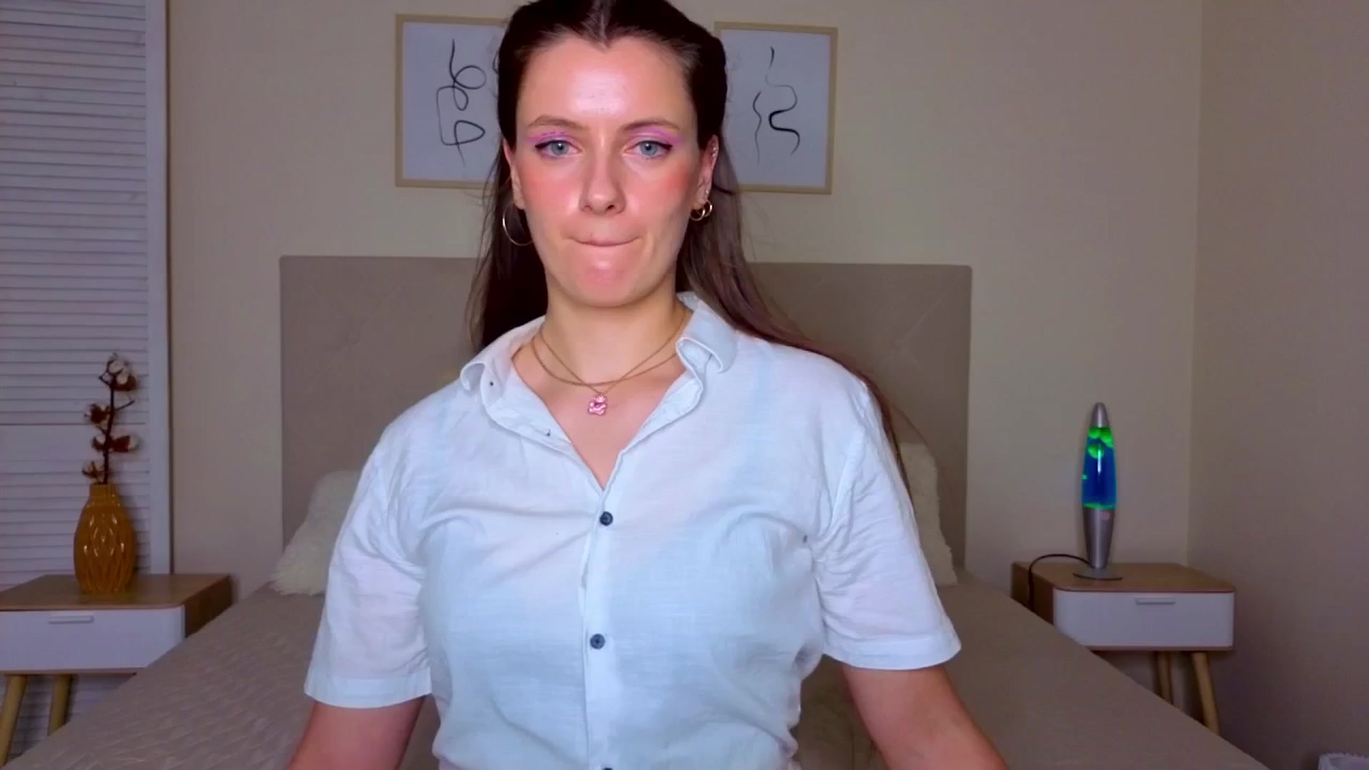 Gallery image thumbnail from Blush_flower's myfreecams stream on, 06/09/2025, 10:22 image 1 of 20