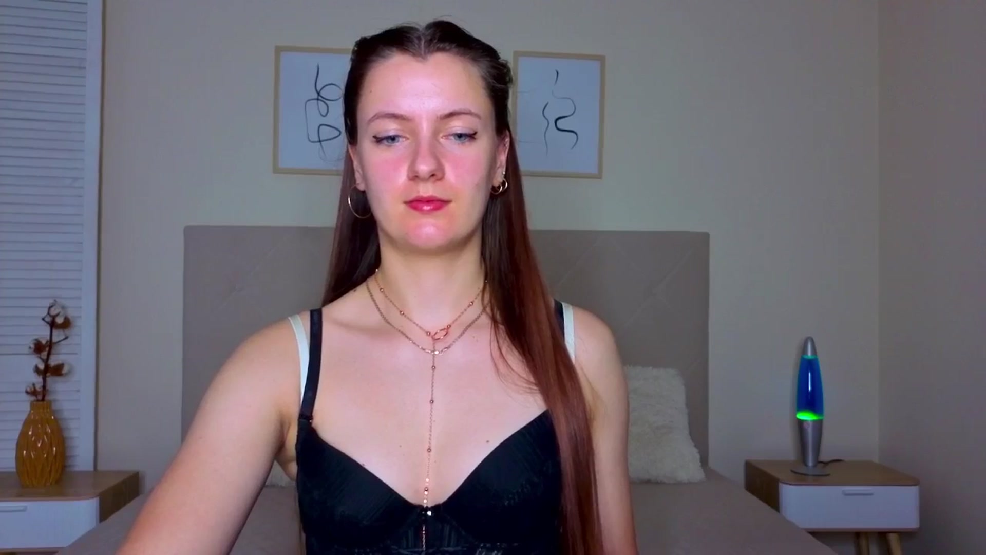 Gallery image thumbnail from Blush_flower's myfreecams stream on, 06/10/2025, 07:37 image 4 of 20