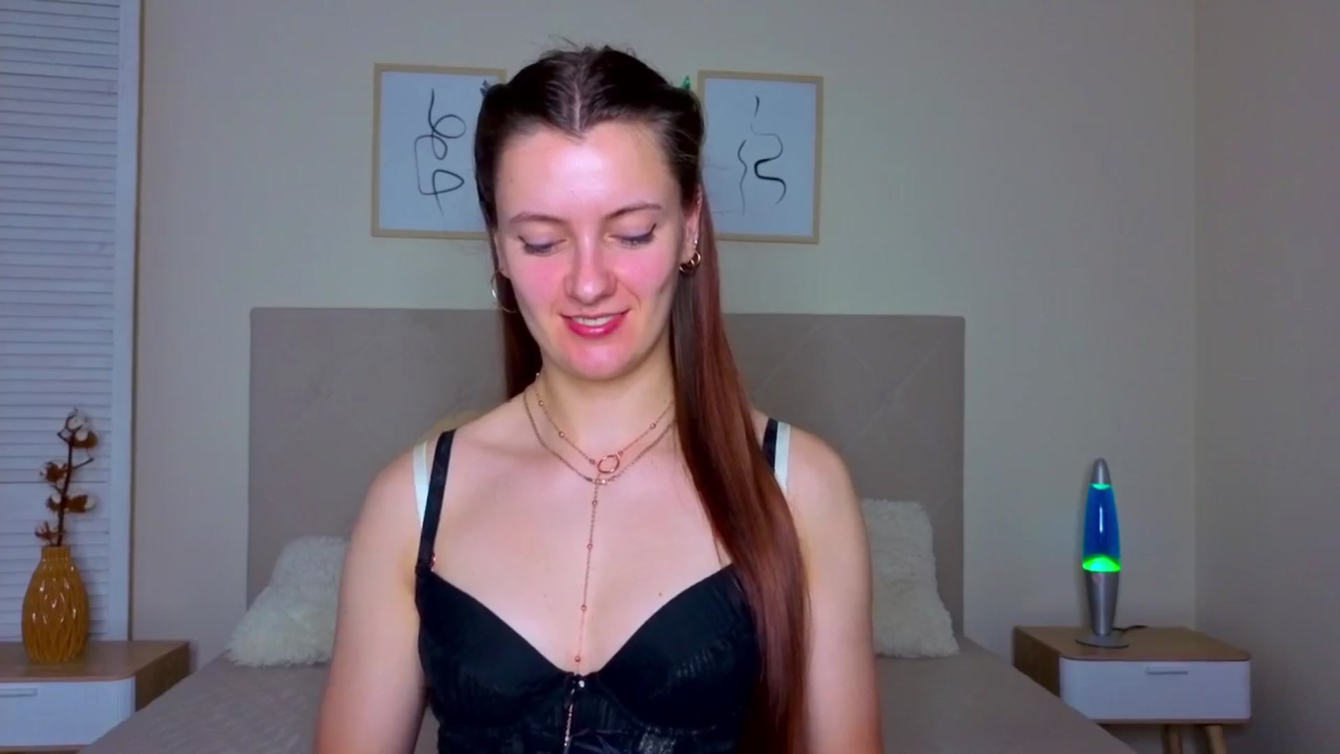 Gallery image thumbnail from Blush_flower's myfreecams stream on, 06/10/2025, 07:37 image 14 of 20