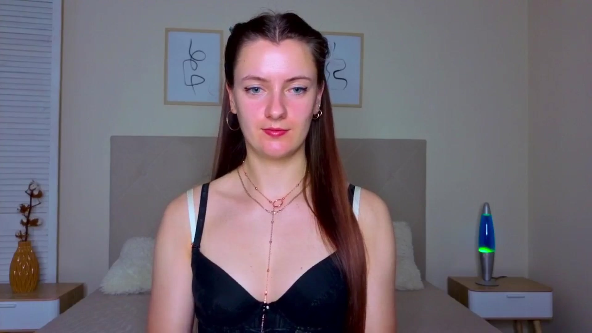 Gallery image thumbnail from Blush_flower's myfreecams stream on, 06/10/2025, 07:37 image 6 of 20