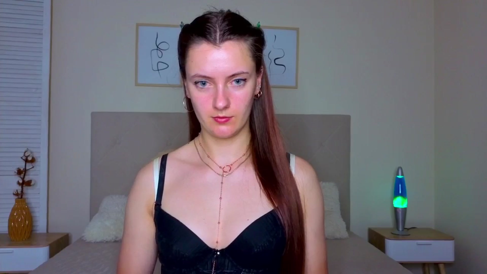 Gallery image thumbnail from Blush_flower's myfreecams stream on, 06/10/2025, 07:37 image 11 of 20