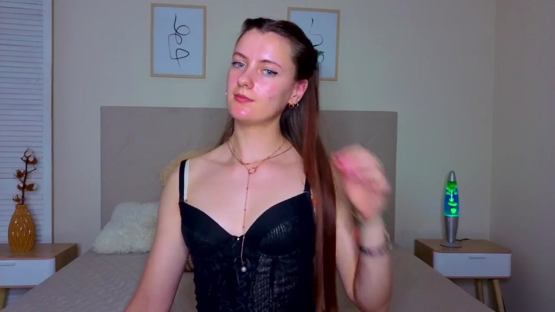 Gallery image thumbnail from Blush_flower's myfreecams stream on, 06/10/2025, 11:56 image 6 of 20
