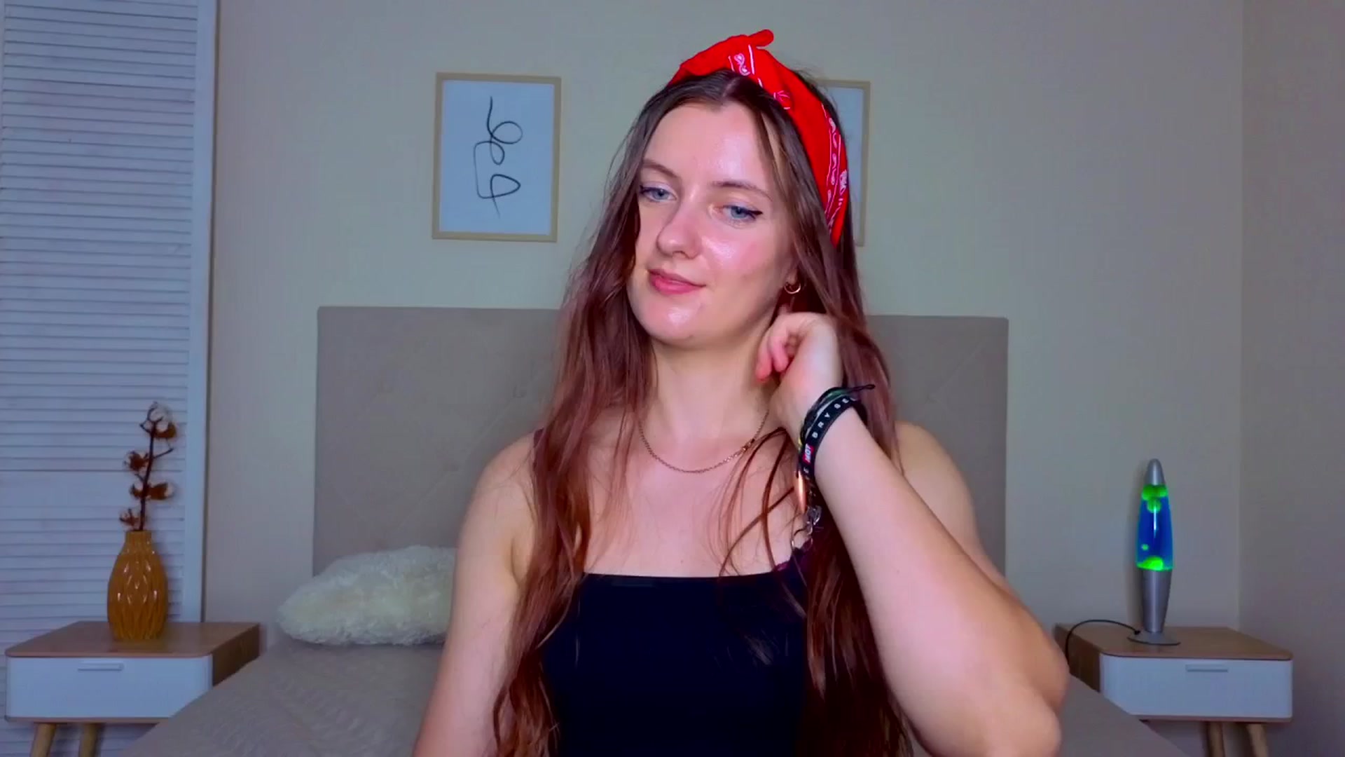 Gallery image thumbnail from Blush_flower's myfreecams stream on, 06/12/2025, 11:24 image 18 of 20