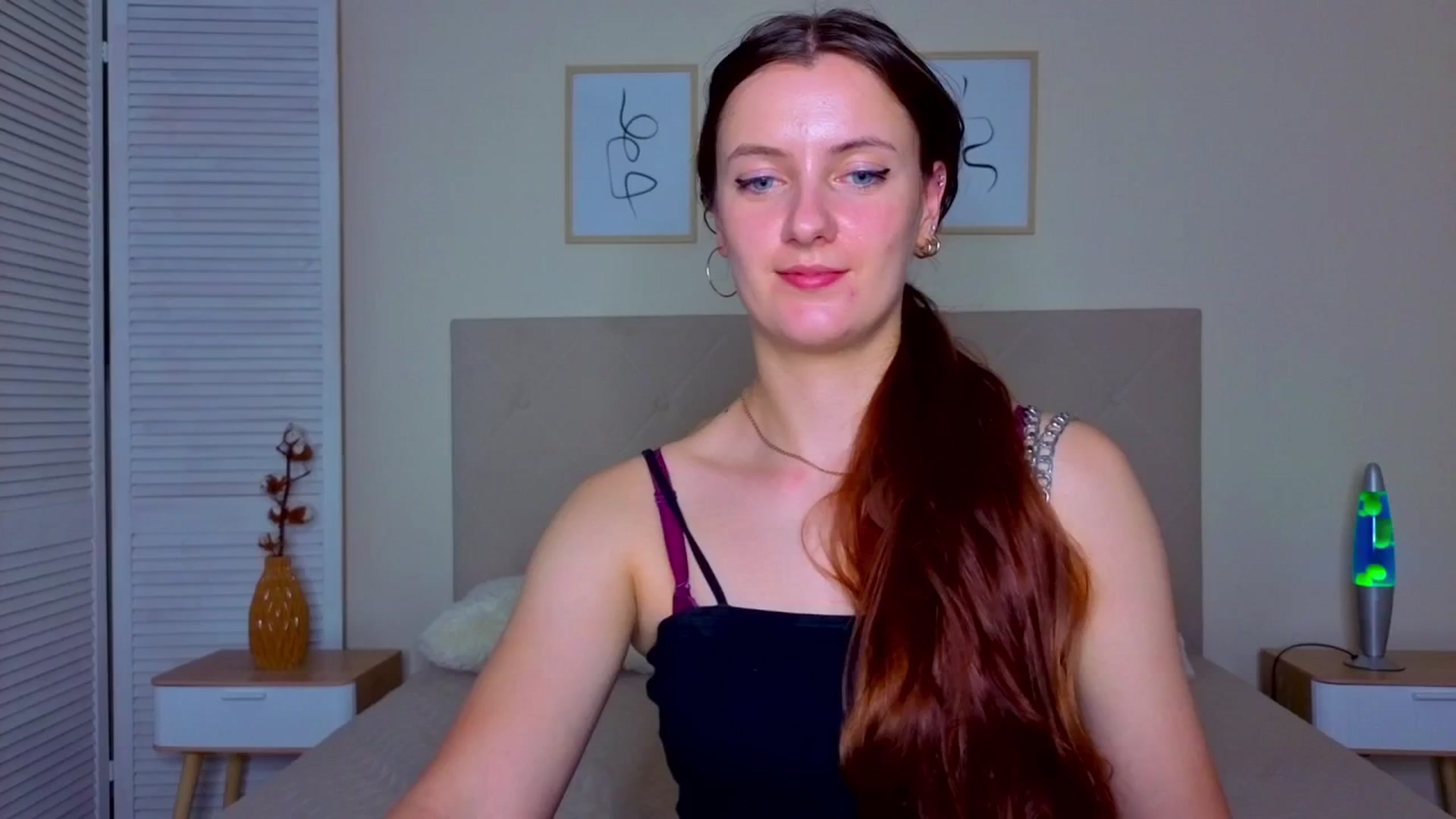 Gallery image thumbnail from Blush_flower's myfreecams stream on, 06/12/2025, 12:43 image 9 of 20