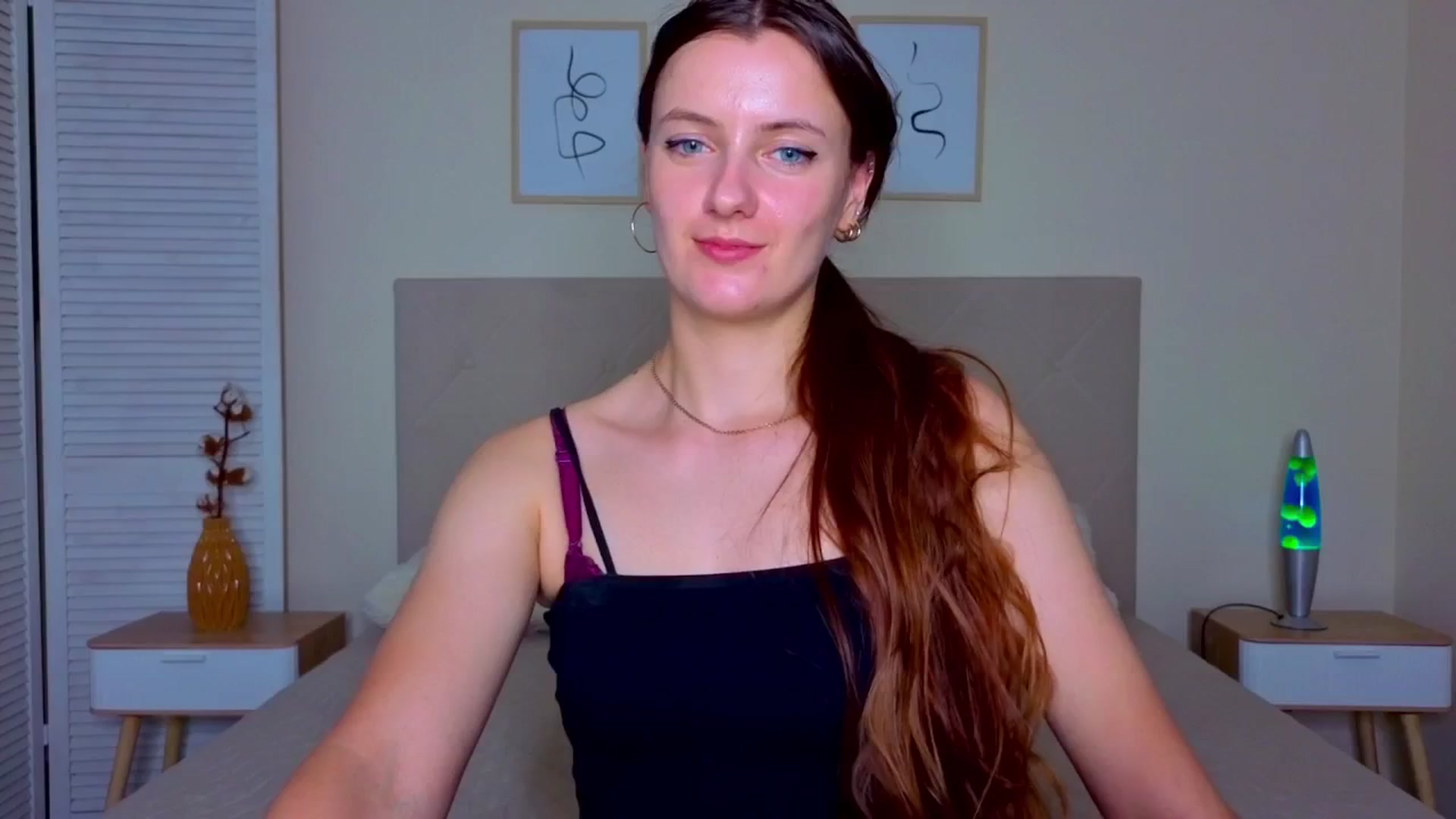 Gallery image thumbnail from Blush_flower's myfreecams stream on, 06/12/2025, 12:43 image 18 of 20