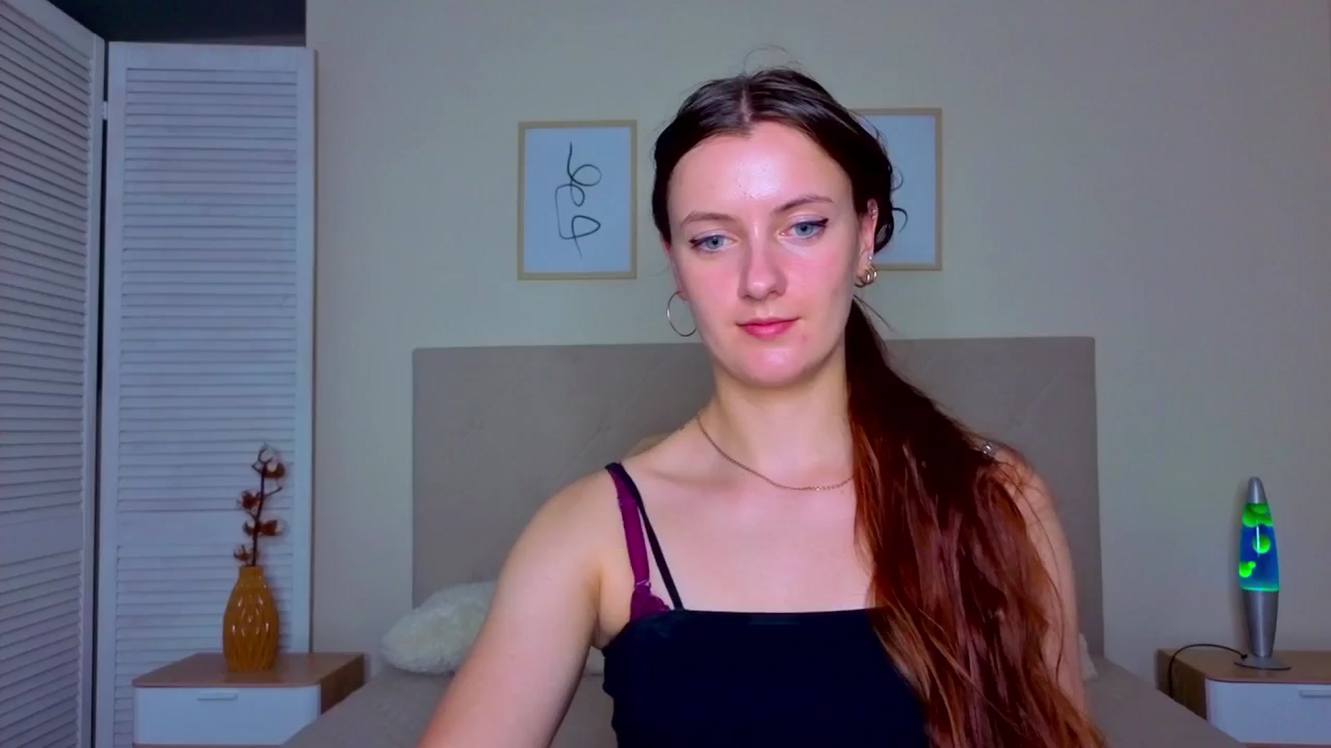 Gallery image thumbnail from Blush_flower's myfreecams stream on, 06/12/2025, 12:43 image 12 of 20