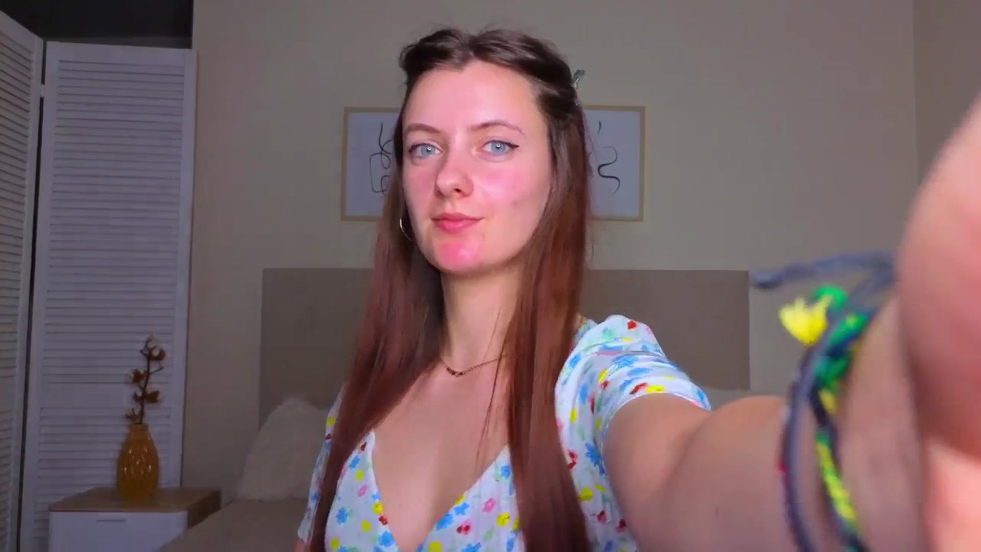 Gallery image thumbnail from Blush_flower's myfreecams stream on, 06/16/2025, 08:17 image 16 of 20