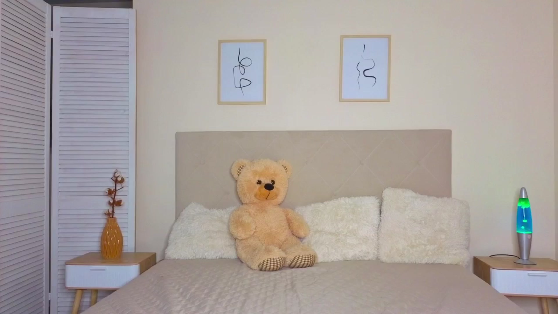 Gallery image thumbnail from Blush_flower's myfreecams stream on, 06/16/2025, 10:47 image 1 of 20