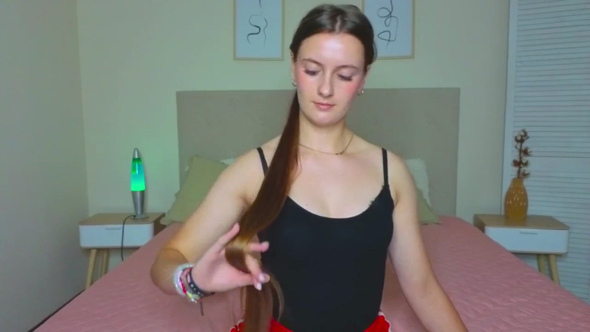 Gallery image thumbnail from Blush_flower's myfreecams stream on, 09/28/2025, 11:54 image 19 of 20