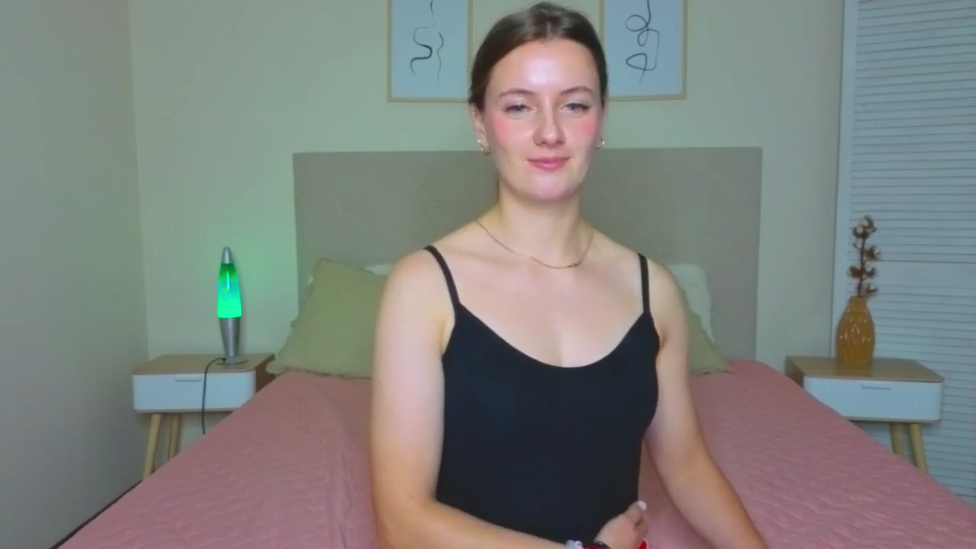 Gallery image thumbnail from Blush_flower's myfreecams stream on, 09/28/2025, 11:54 image 4 of 20