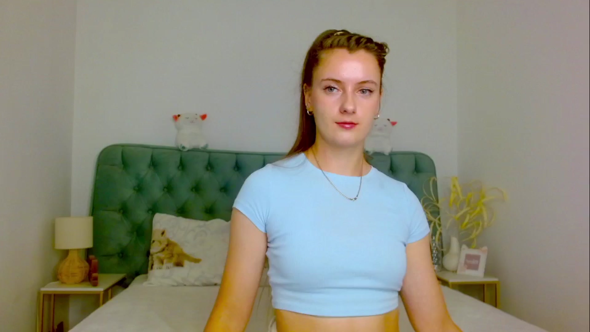 Gallery image thumbnail from Blush_flower's myfreecams stream on, 10/05/2025, 12:04 image 17 of 20