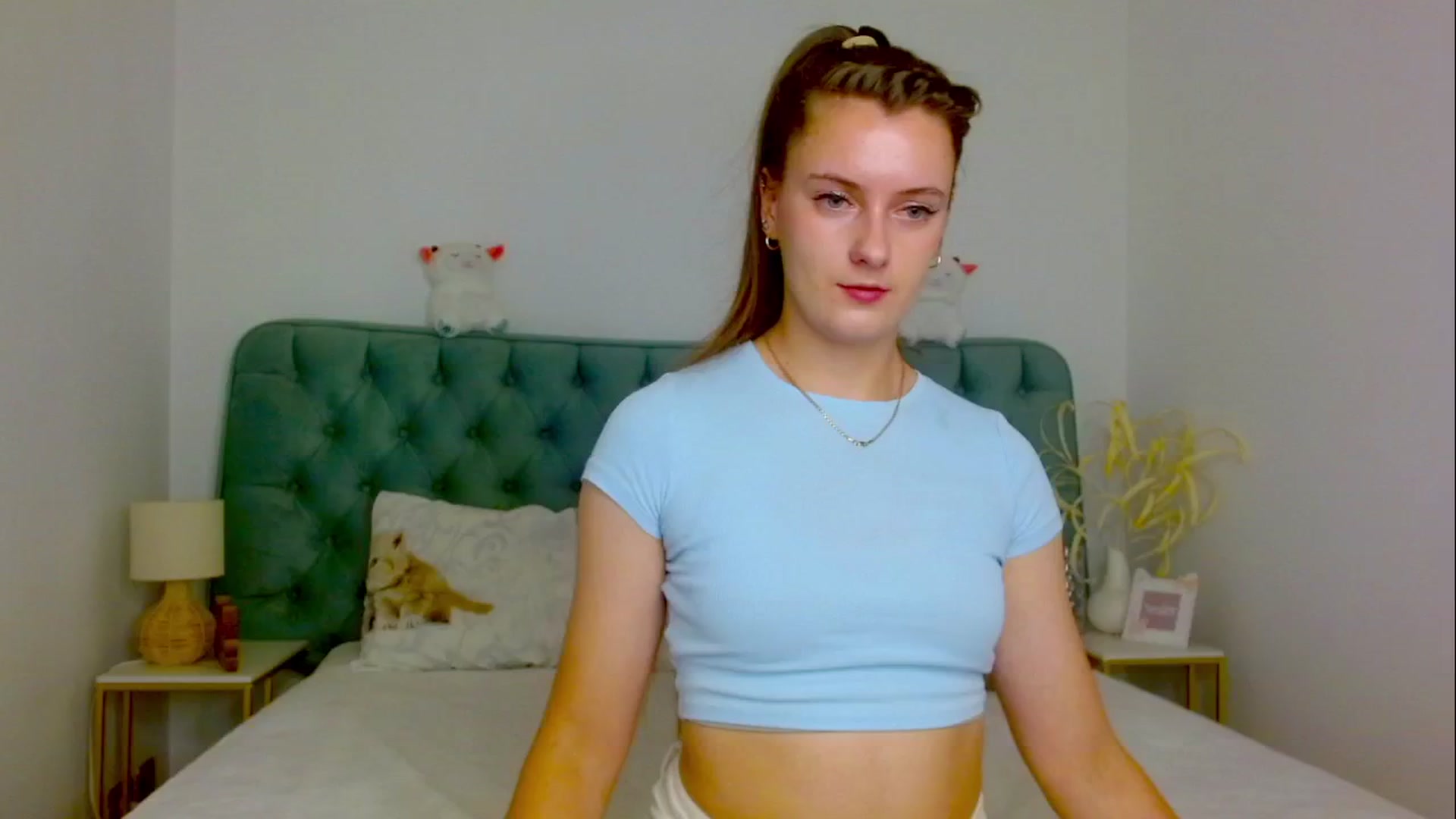 Gallery image thumbnail from Blush_flower's myfreecams stream on, 10/05/2025, 12:04 image 5 of 20