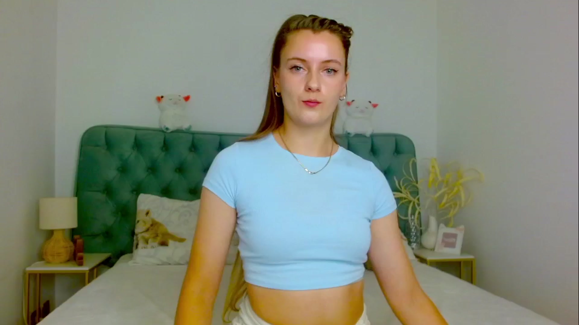 Gallery image thumbnail from Blush_flower's myfreecams stream on, 10/05/2025, 12:04 image 3 of 20