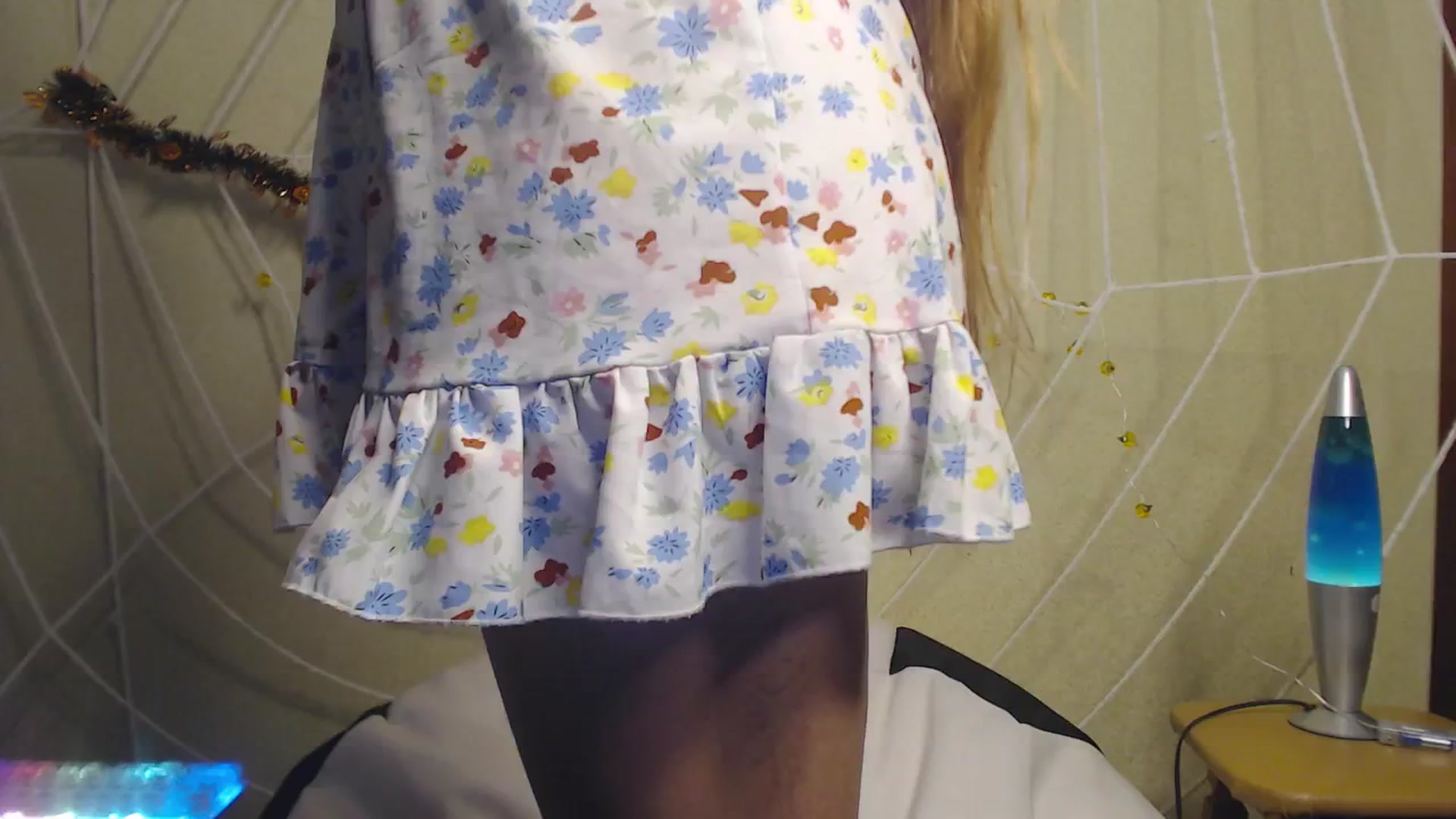 Gallery image thumbnail from Blush_flower's myfreecams stream on, 10/26/2025, 11:16 image 16 of 20