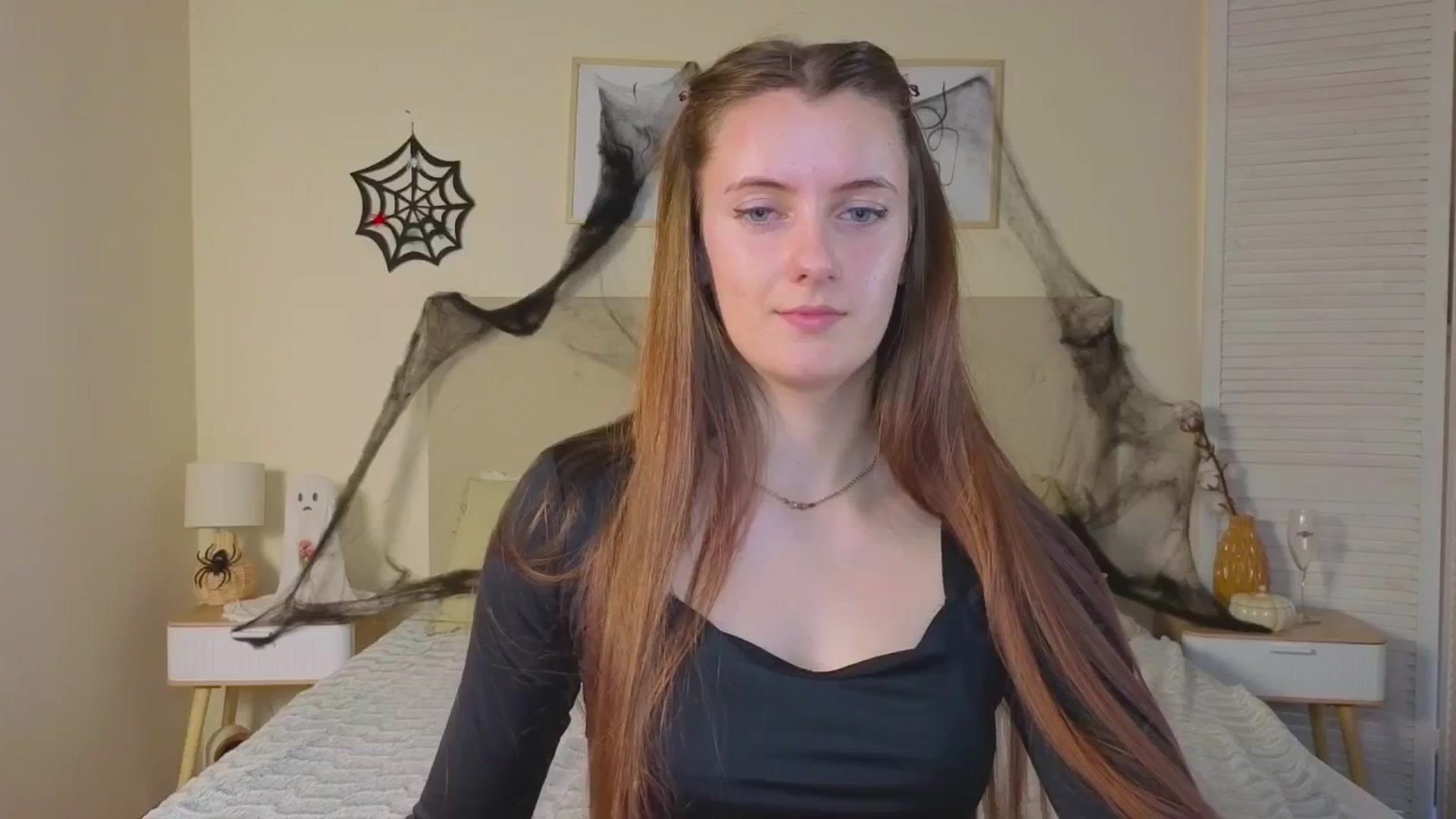 Gallery image thumbnail from Blush_flower's myfreecams stream on, 11/02/2025, 12:10 image 9 of 20