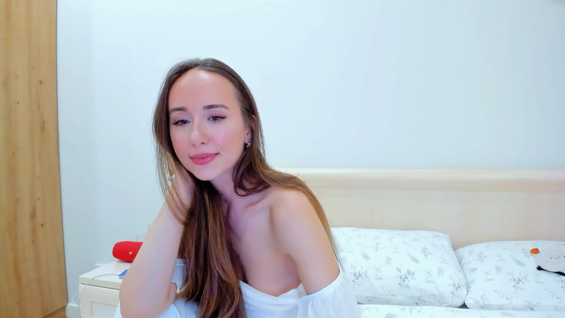Gallery image thumbnail from BlushyAnna's myfreecams stream on, 06/19/2025, 15:35 image 16 of 20