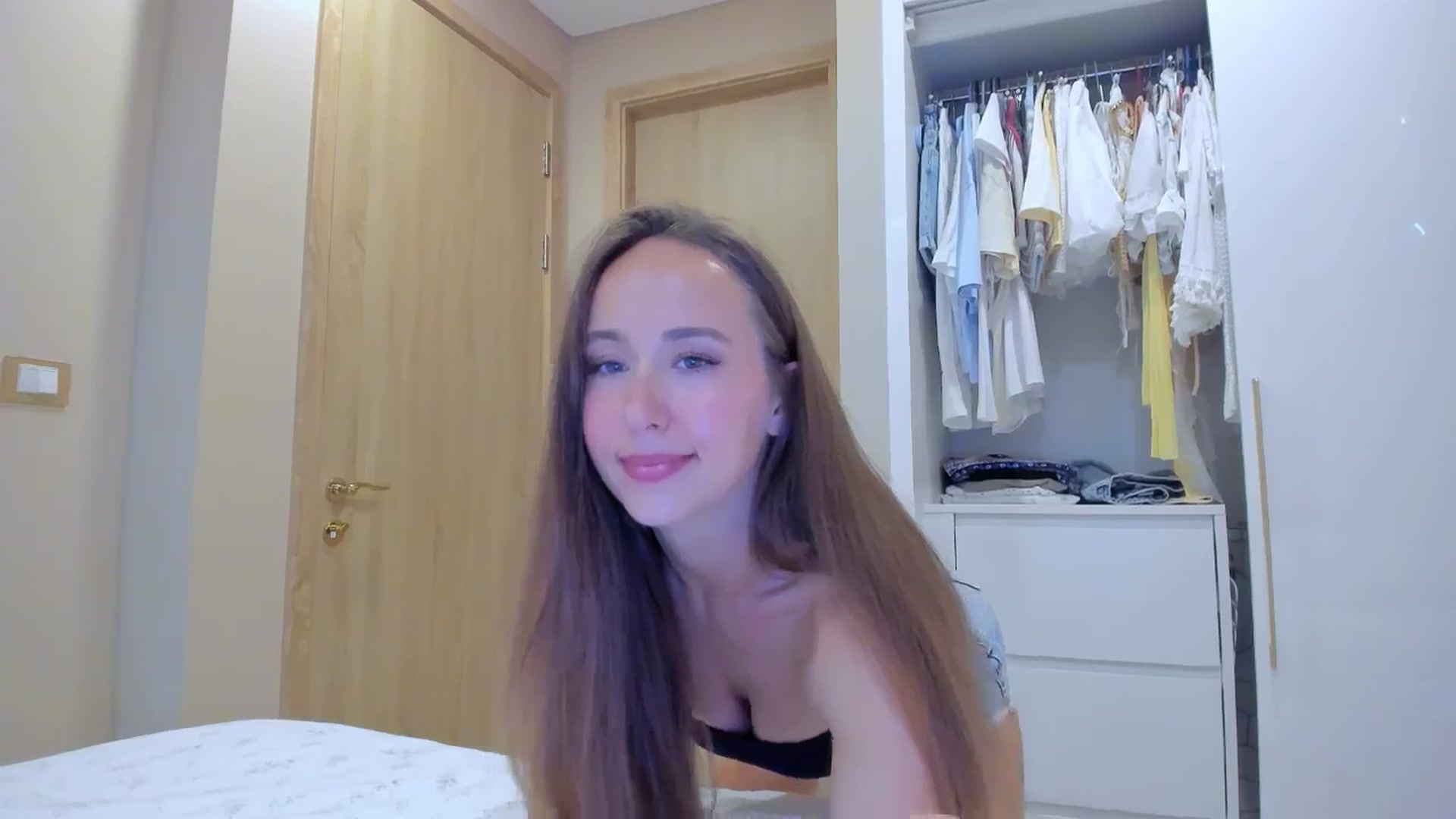 Gallery image thumbnail from BlushyAnna's myfreecams stream on, 11/10/2025, 06:19 image 3 of 20
