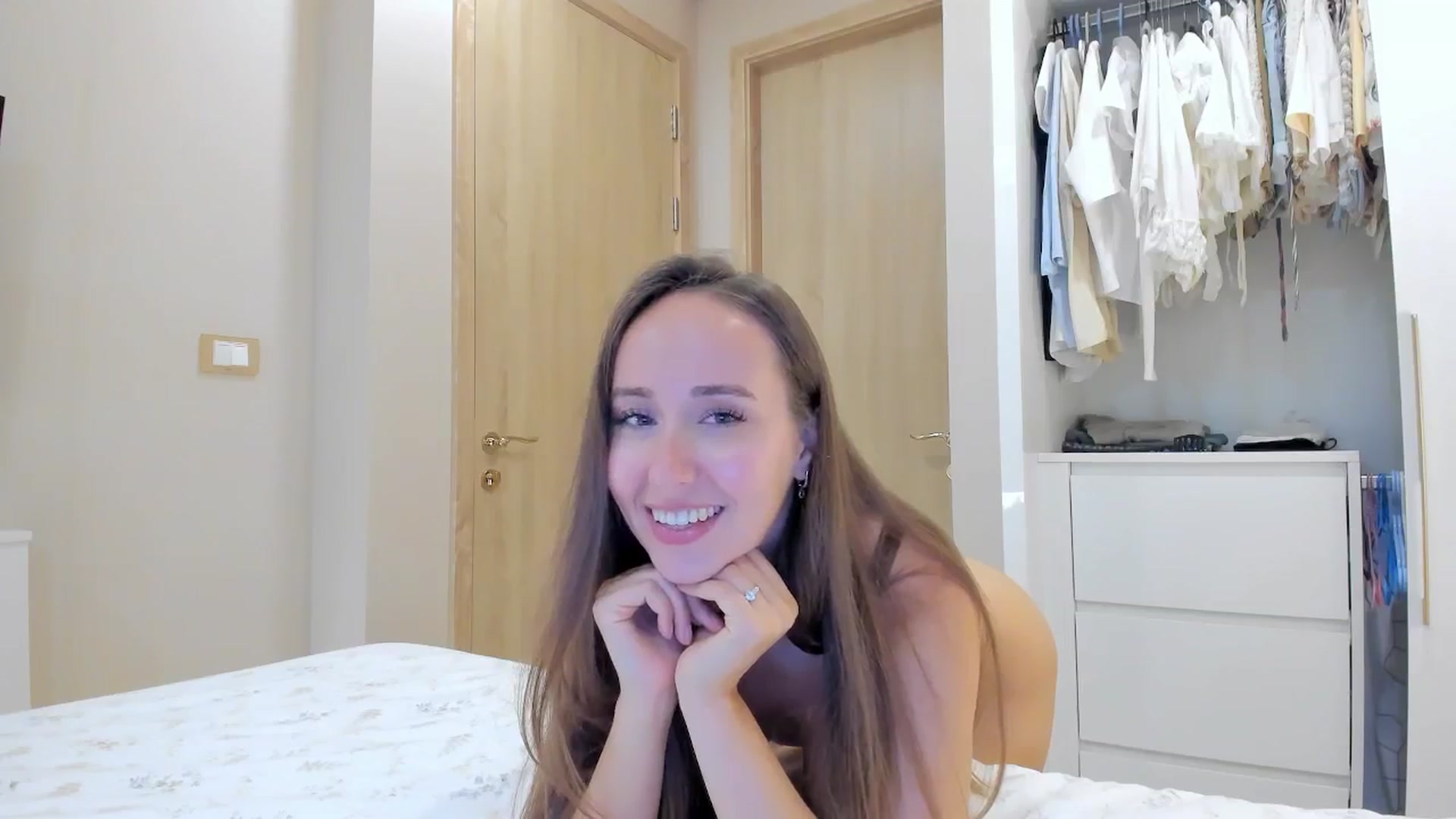 Gallery image thumbnail from BlushyAnna's myfreecams stream on, 12/16/2025, 05:50 image 10 of 20