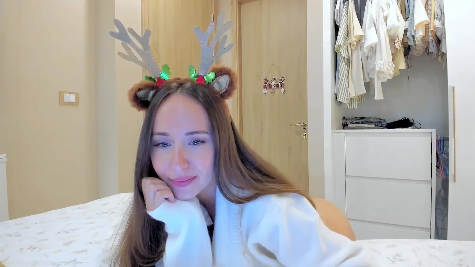 Gallery image thumbnail from BlushyAnna's myfreecams stream on, 12/22/2025, 06:30 image 12 of 20