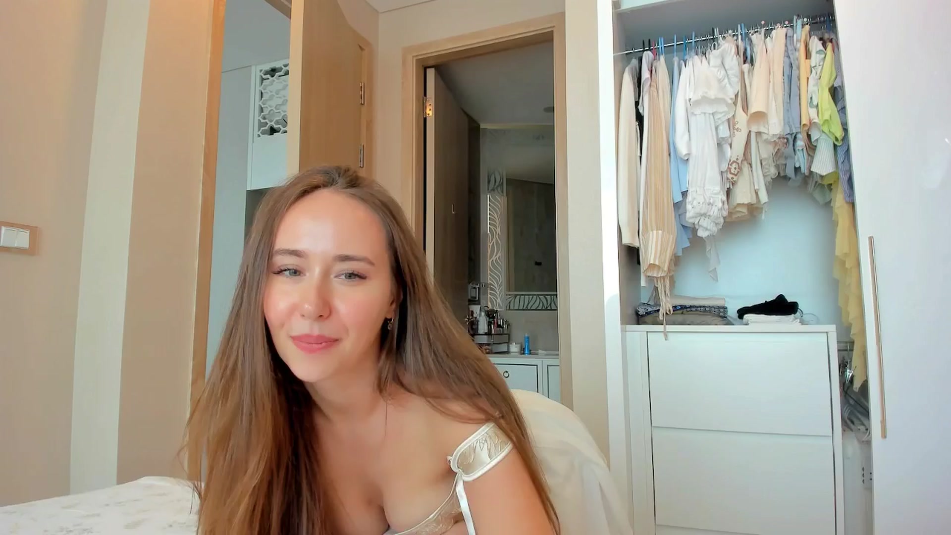 Gallery image thumbnail from BlushyAnna's myfreecams stream on, 01/29/2026, 07:44 image 10 of 20