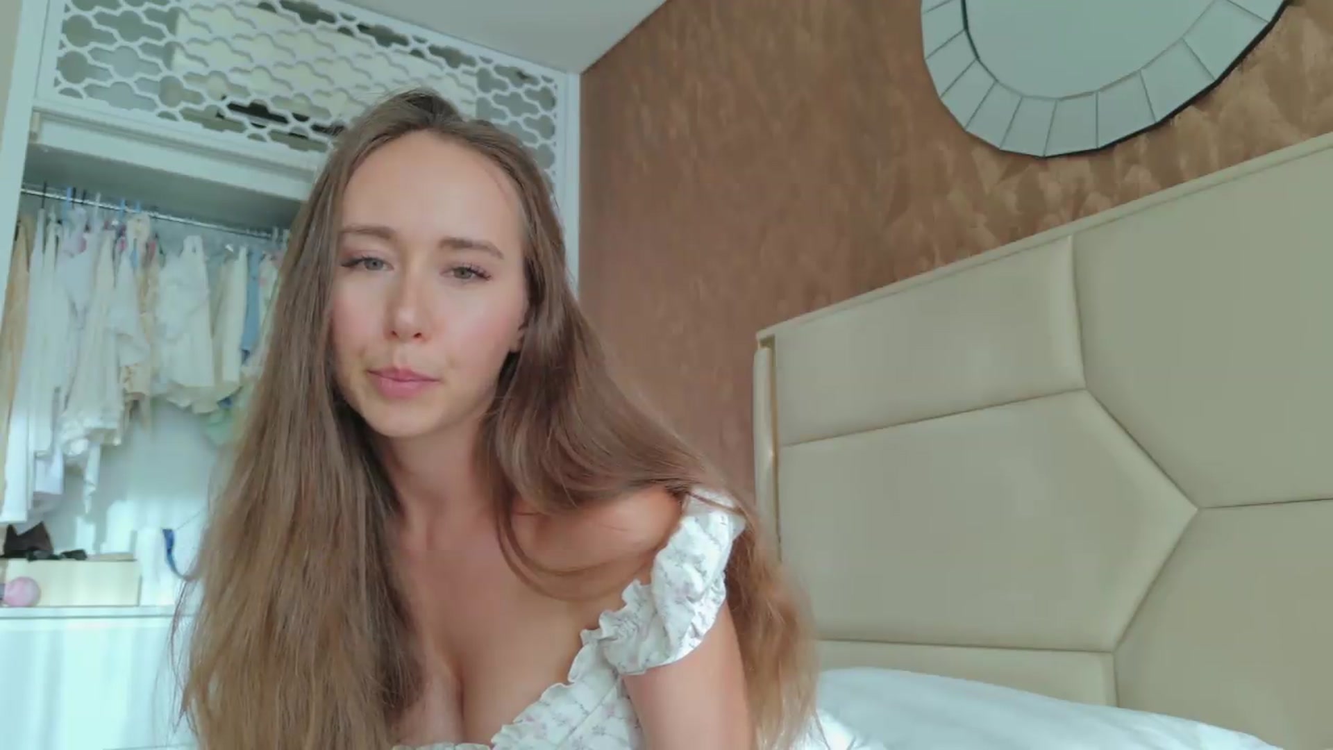 Gallery image thumbnail from BlushyAnna's myfreecams stream on, 05/15/2026, 11:13 image 5 of 20