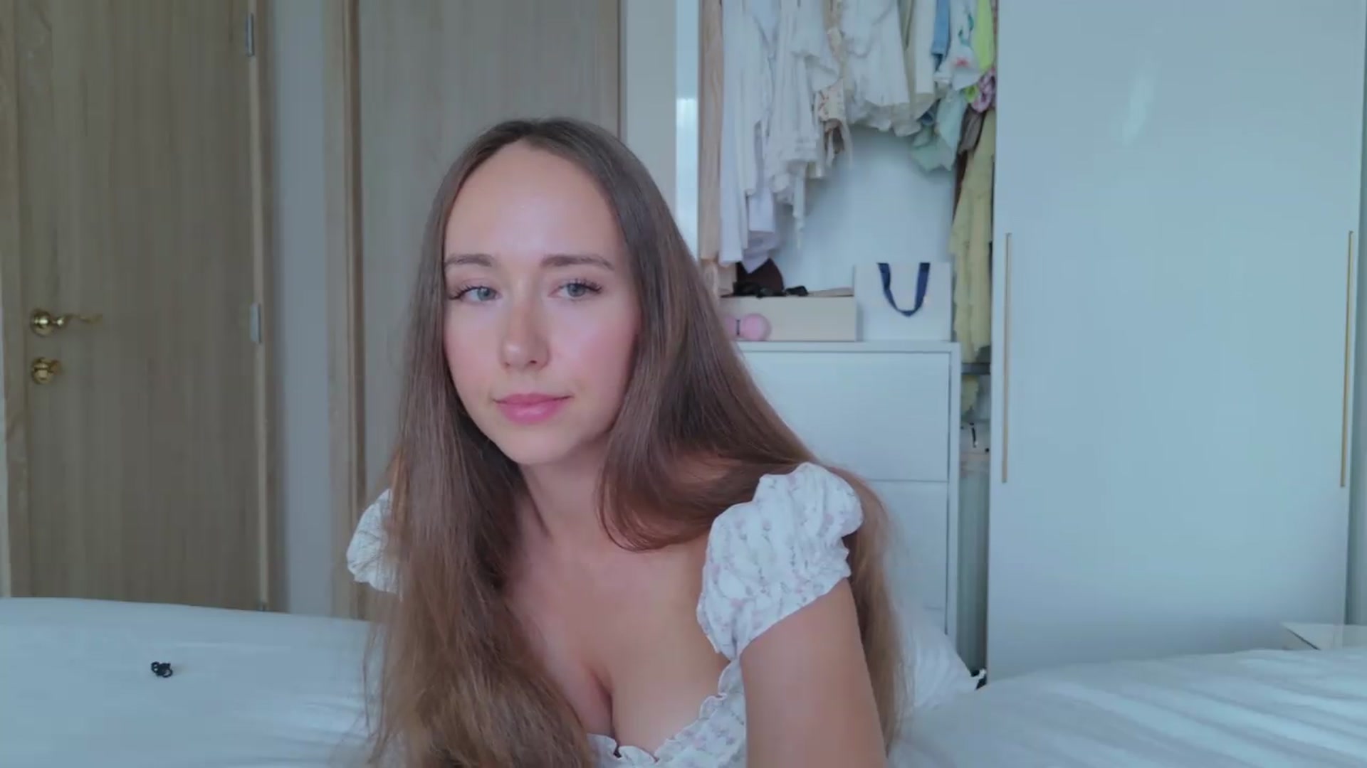 Gallery image thumbnail from BlushyAnna's myfreecams stream on, 05/15/2026, 11:13 image 12 of 20