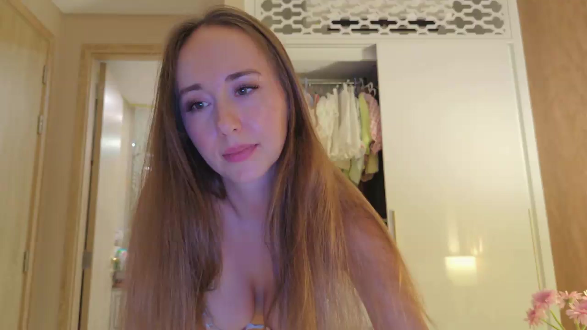 Gallery image thumbnail from BlushyAnna's myfreecams stream on, 05/27/2026, 06:59 image 2 of 20