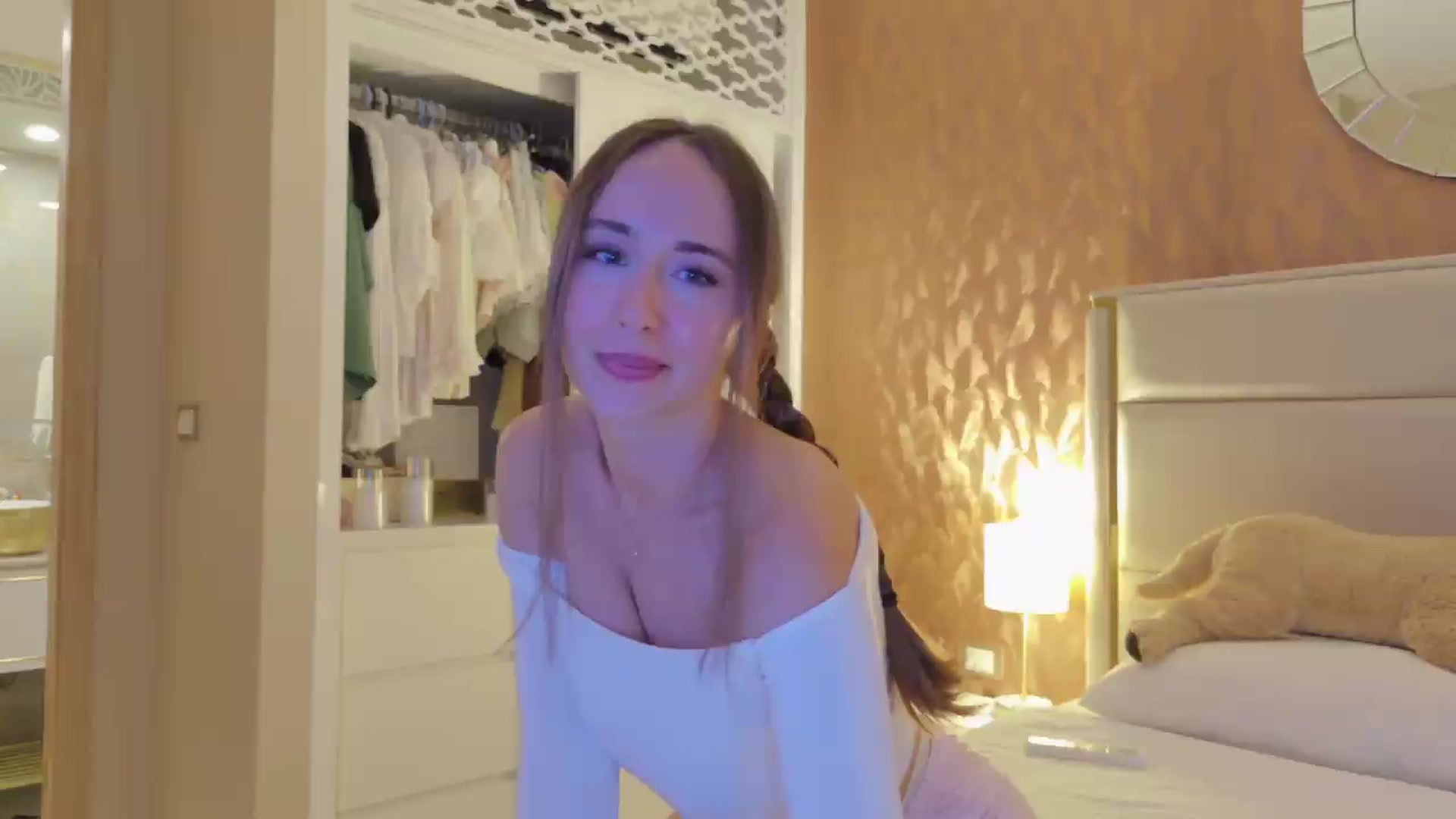 Gallery image thumbnail from BlushyAnna's myfreecams stream on, 06/20/2026, 05:11 image 12 of 20
