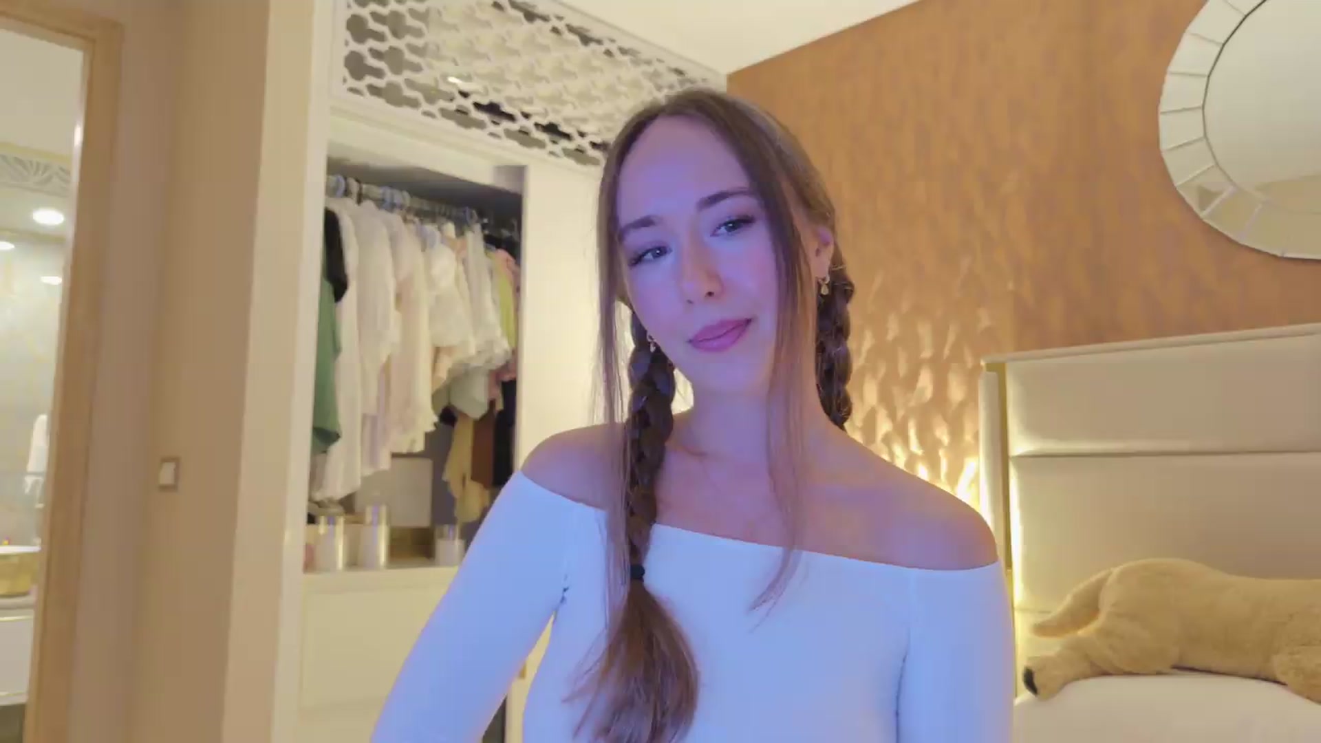 Gallery image thumbnail from BlushyAnna's myfreecams stream on, 06/20/2026, 05:11 image 18 of 20