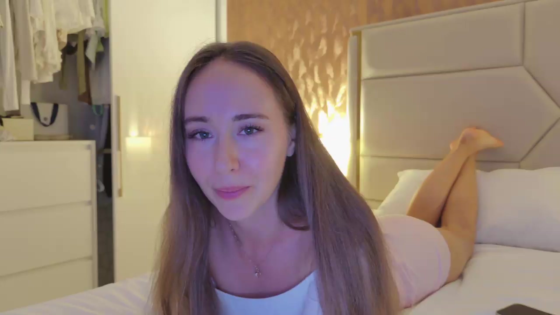 Gallery image thumbnail from BlushyAnna's myfreecams stream on, 07/16/2026, 07:35 image 10 of 20