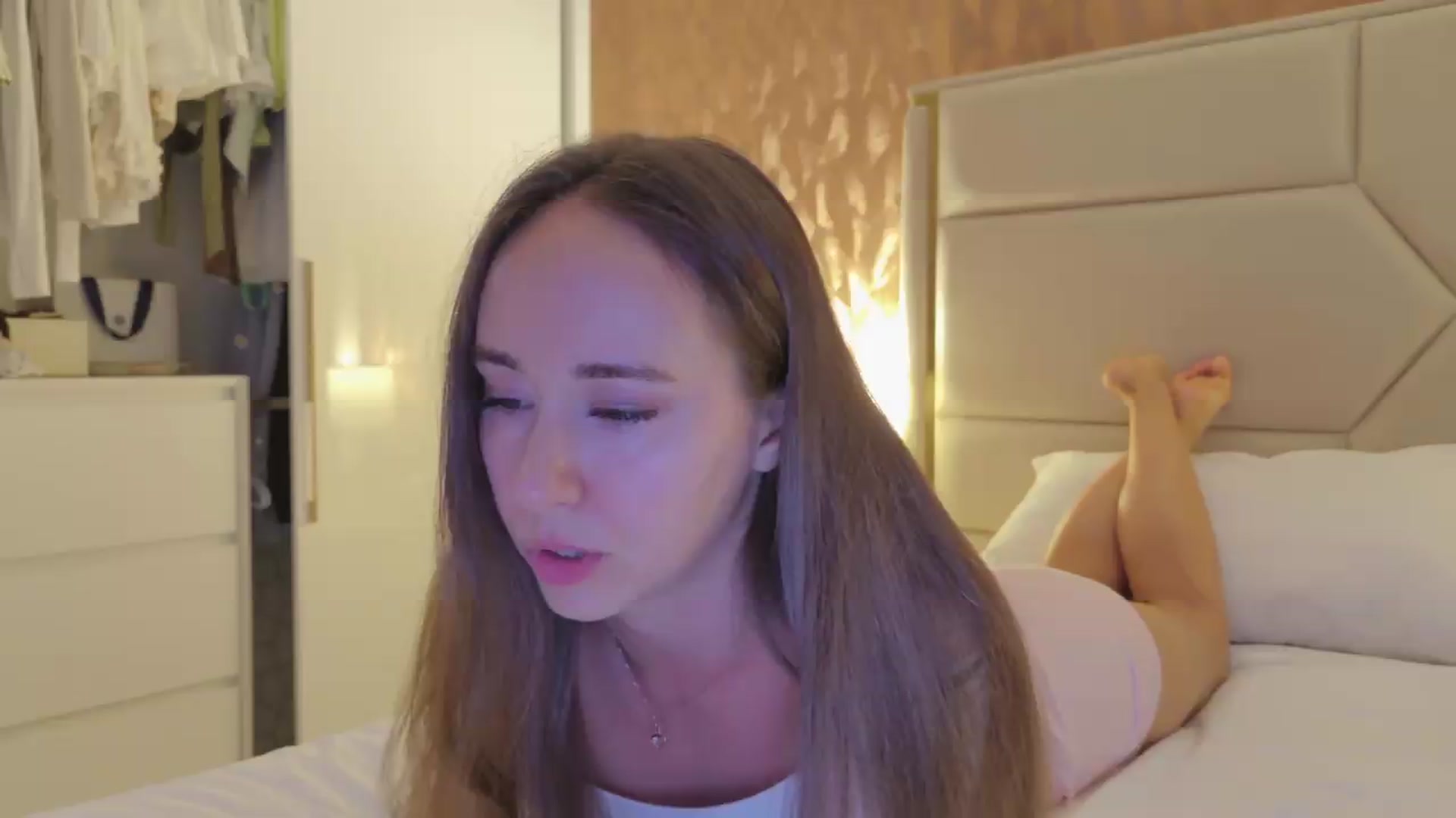 Gallery image thumbnail from BlushyAnna's myfreecams stream on, 07/16/2026, 07:35 image 12 of 20
