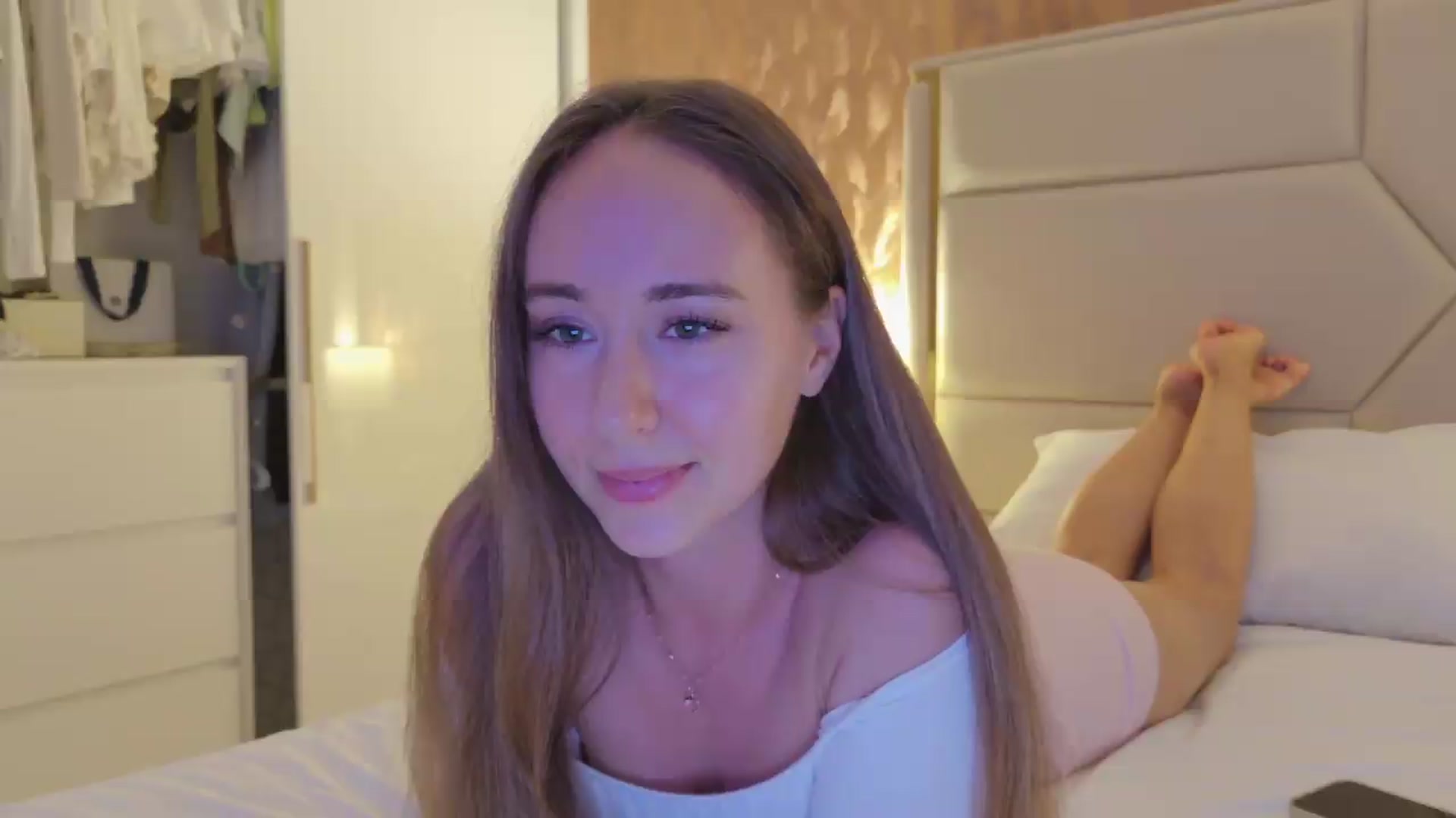 Gallery image thumbnail from BlushyAnna's myfreecams stream on, 07/16/2026, 07:35 image 5 of 20