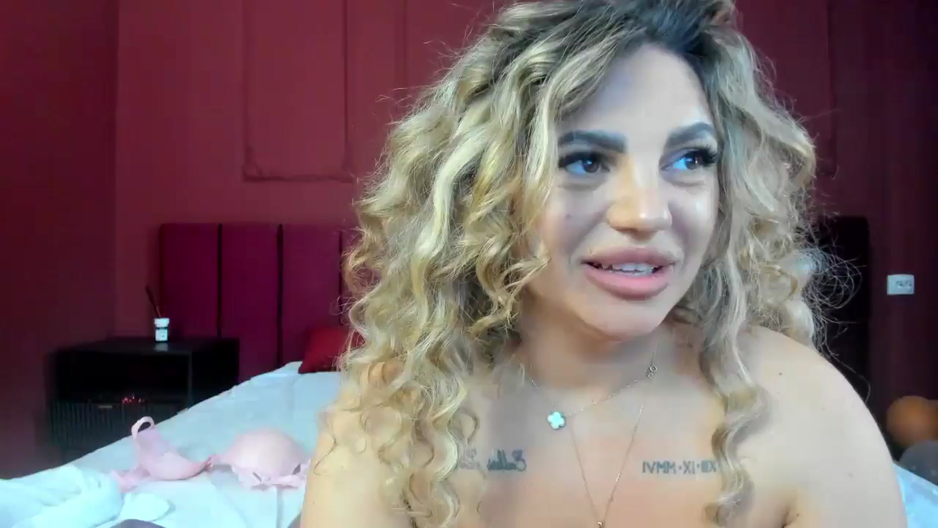 Gallery image thumbnail from Bo0ty_queen_'s myfreecams stream on, 05/26/2024, 12:38 image 1 of 20