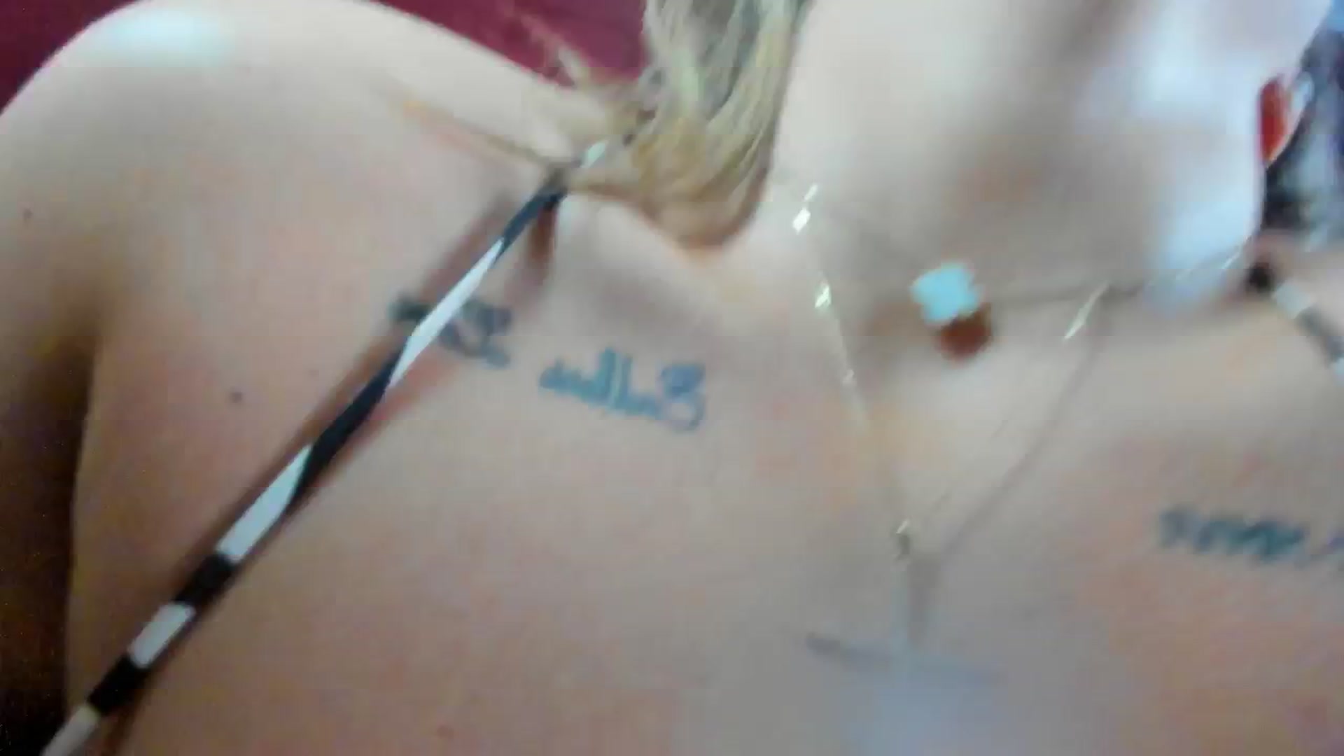 Gallery image thumbnail from Bo0ty_queen_'s myfreecams stream on, 06/15/2024, 11:34 image 14 of 20