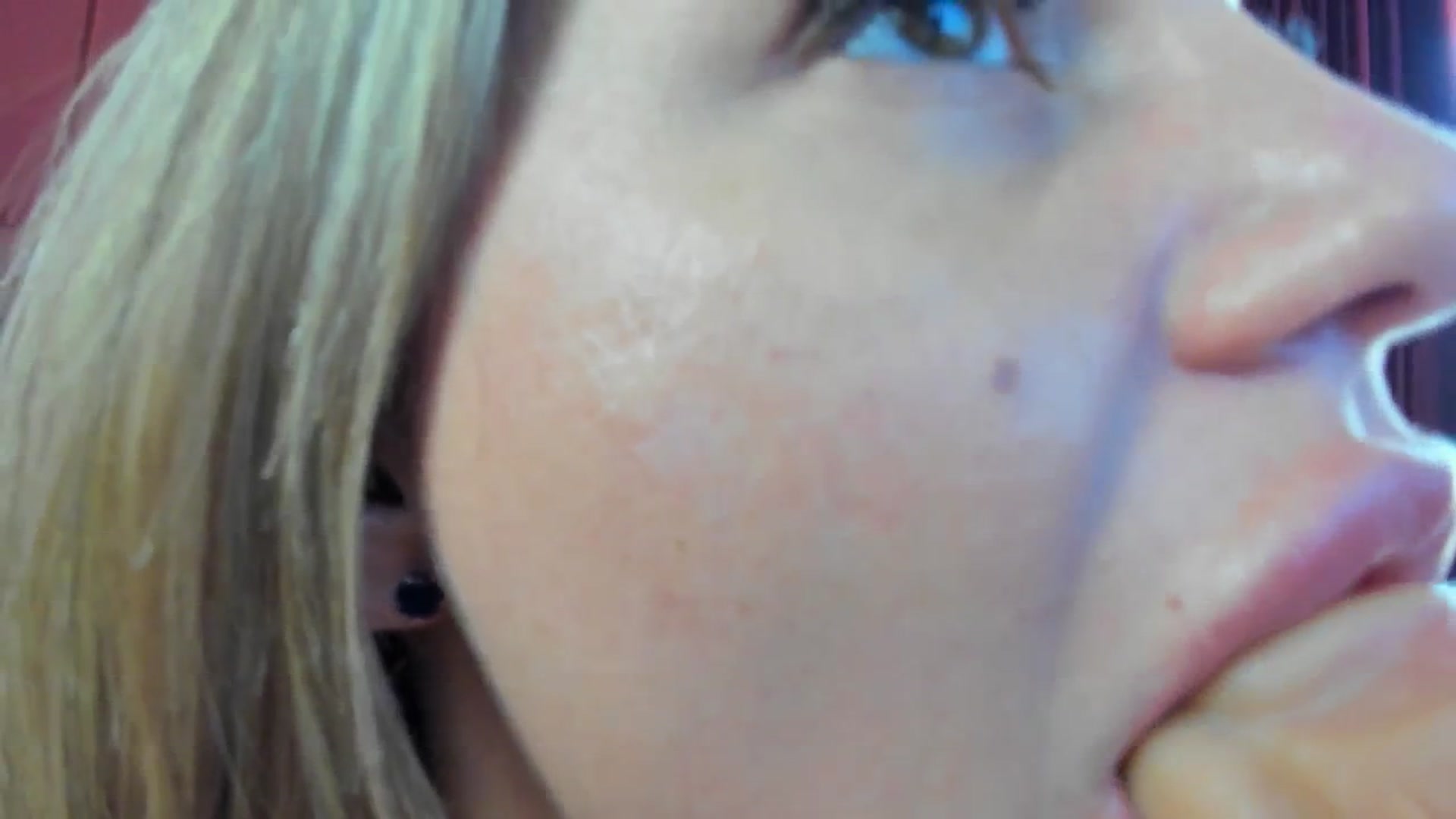 Gallery image thumbnail from Bo0ty_queen_'s myfreecams stream on, 06/27/2024, 12:51 image 13 of 20