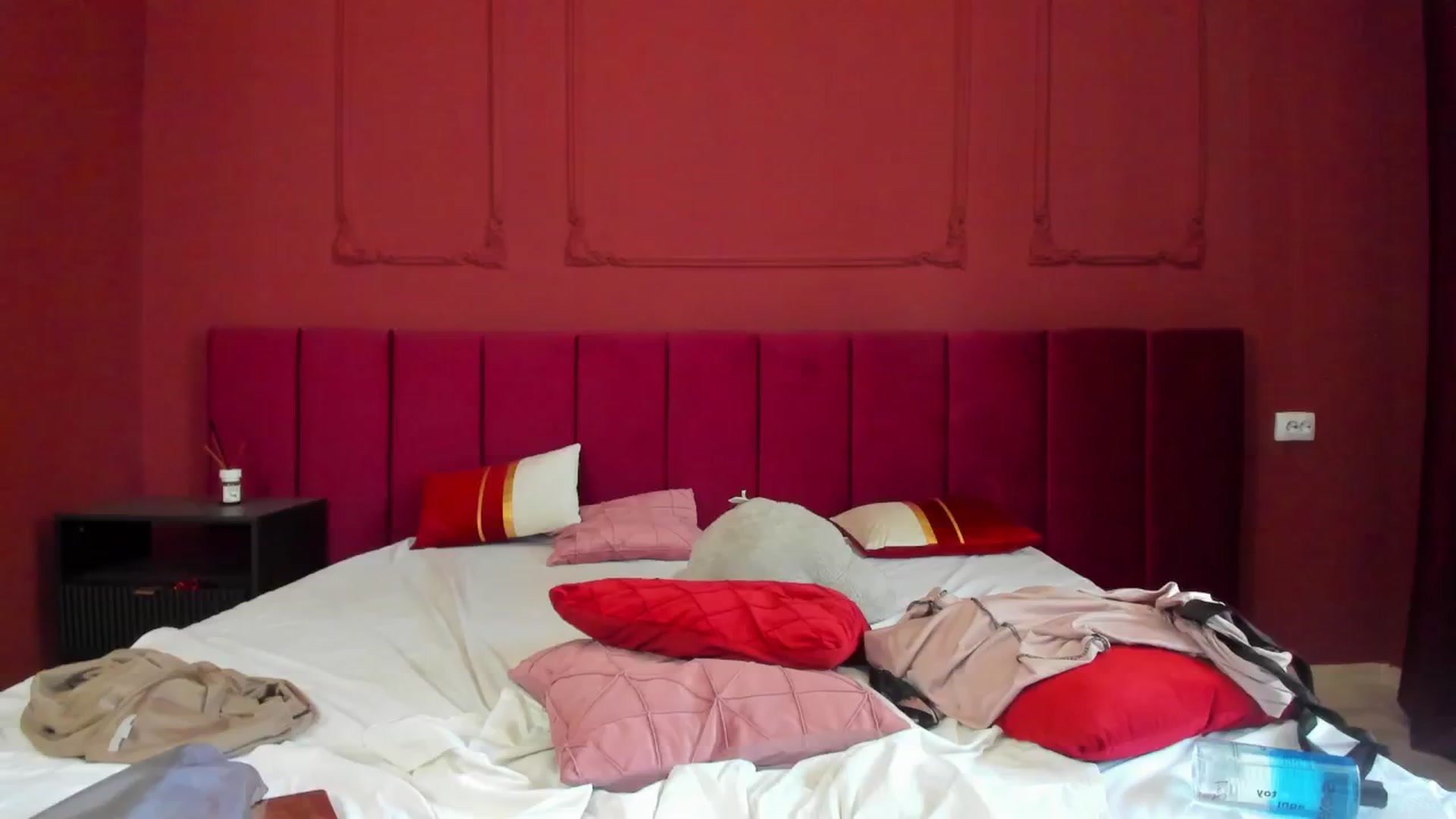 Gallery image thumbnail from Bo0ty_queen_'s myfreecams stream on, 07/07/2024, 10:07 image 13 of 20