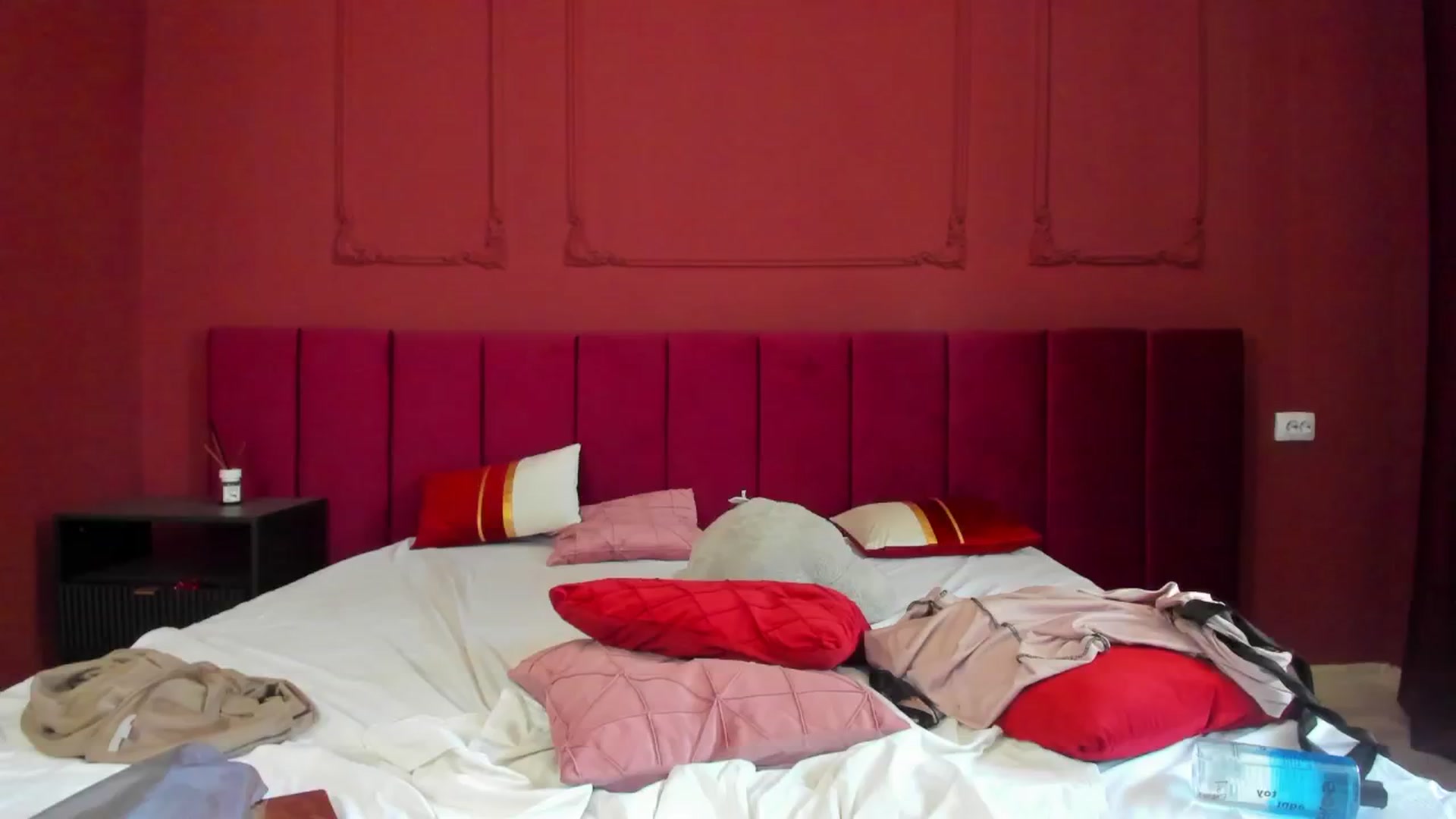 Gallery image thumbnail from Bo0ty_queen_'s myfreecams stream on, 07/07/2024, 10:07 image 14 of 20