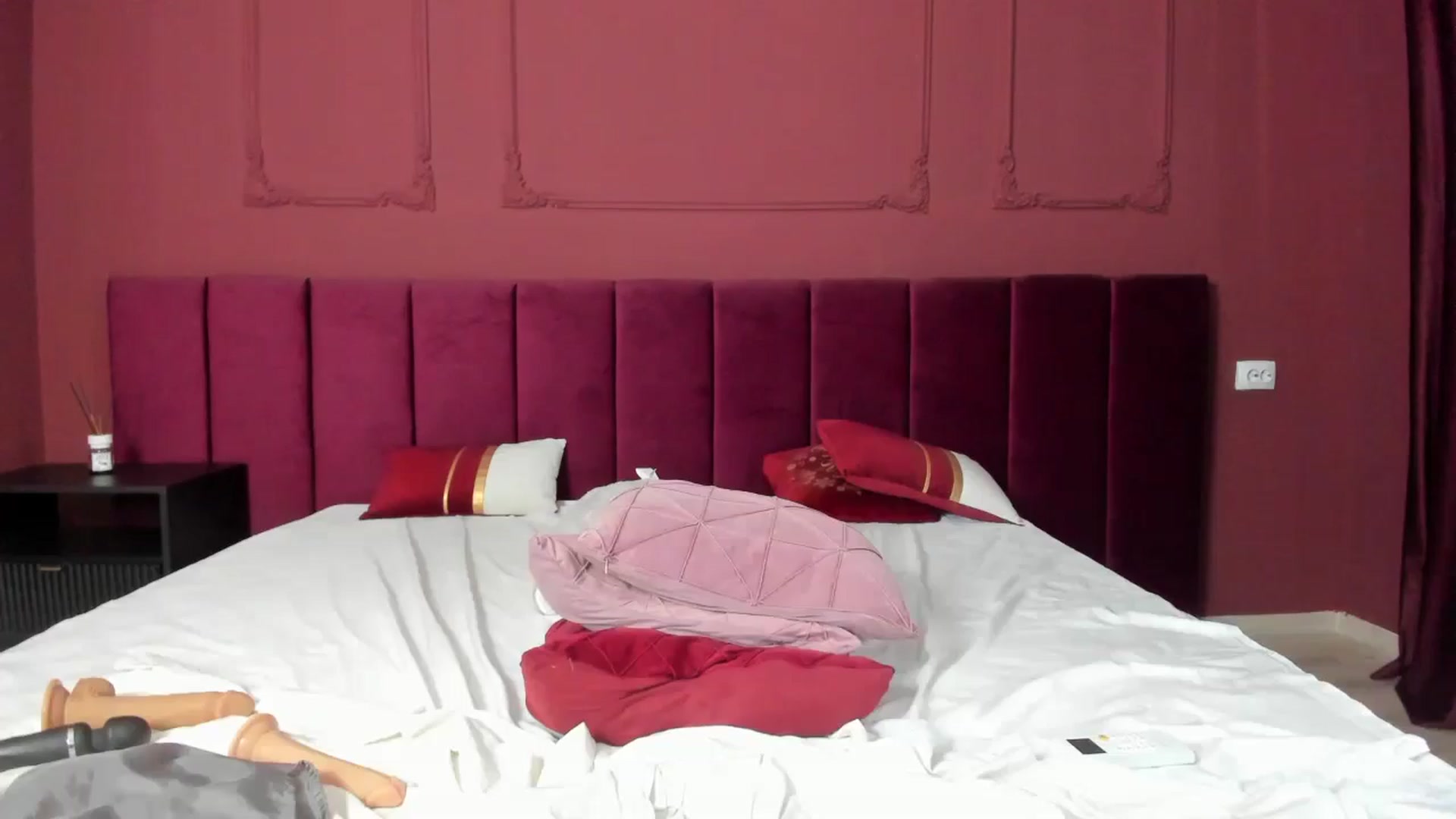 Gallery image thumbnail from Bo0ty_queen_'s myfreecams stream on, 07/23/2024, 12:07 image 10 of 20