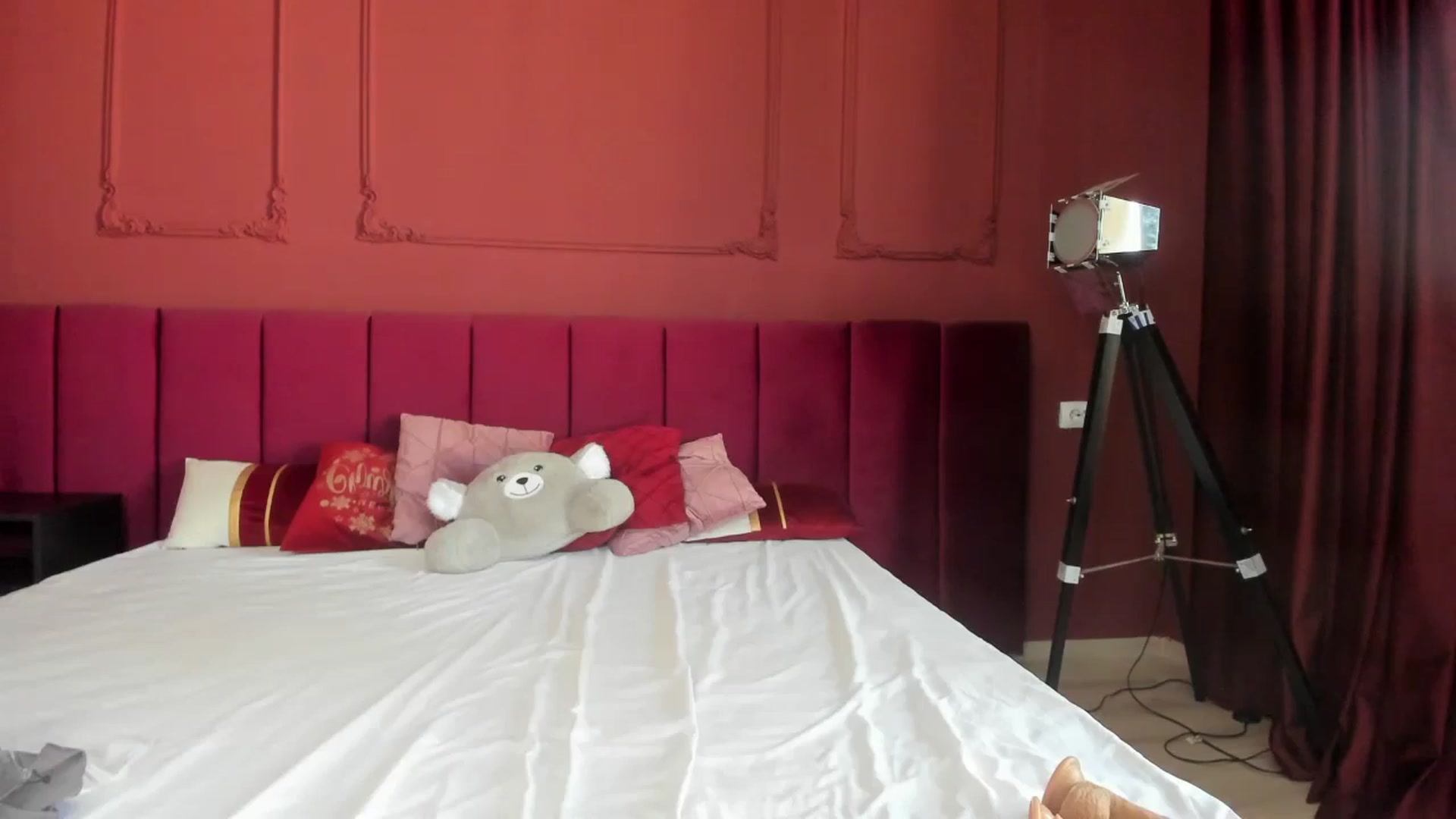 Gallery image thumbnail from Bo0ty_queen_'s myfreecams stream on, 08/08/2024, 13:18 image 11 of 20