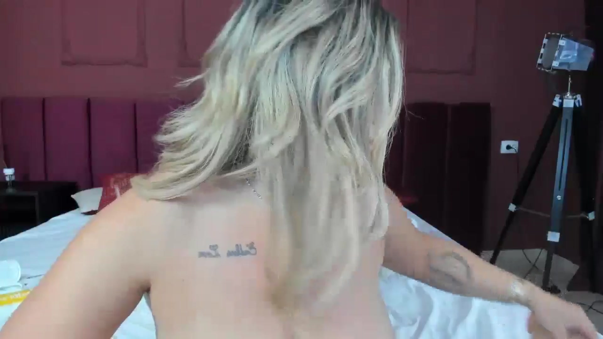 Gallery image thumbnail from Bo0ty_queen_'s myfreecams stream on, 08/10/2024, 11:50 image 18 of 20