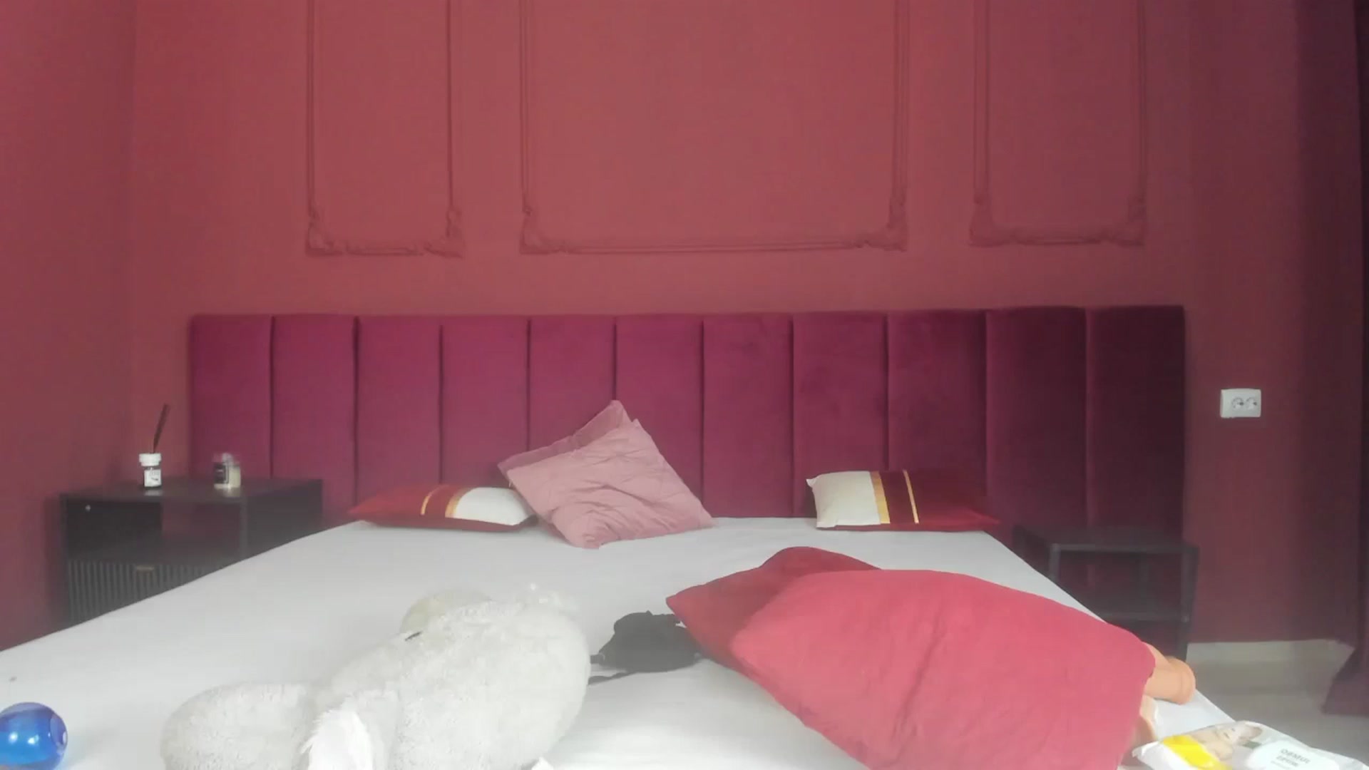 Gallery image thumbnail from Bo0ty_queen_'s myfreecams stream on, 10/21/2024, 10:40 image 17 of 20