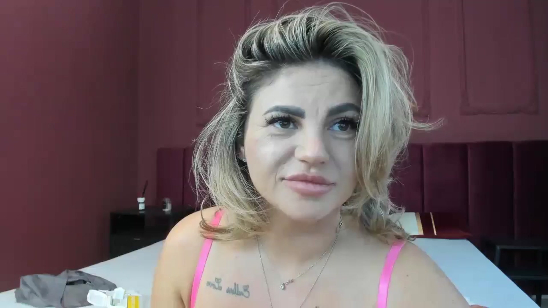 Gallery image thumbnail from Bo0ty_queen_'s myfreecams stream on, 10/22/2024, 10:04 image 9 of 20