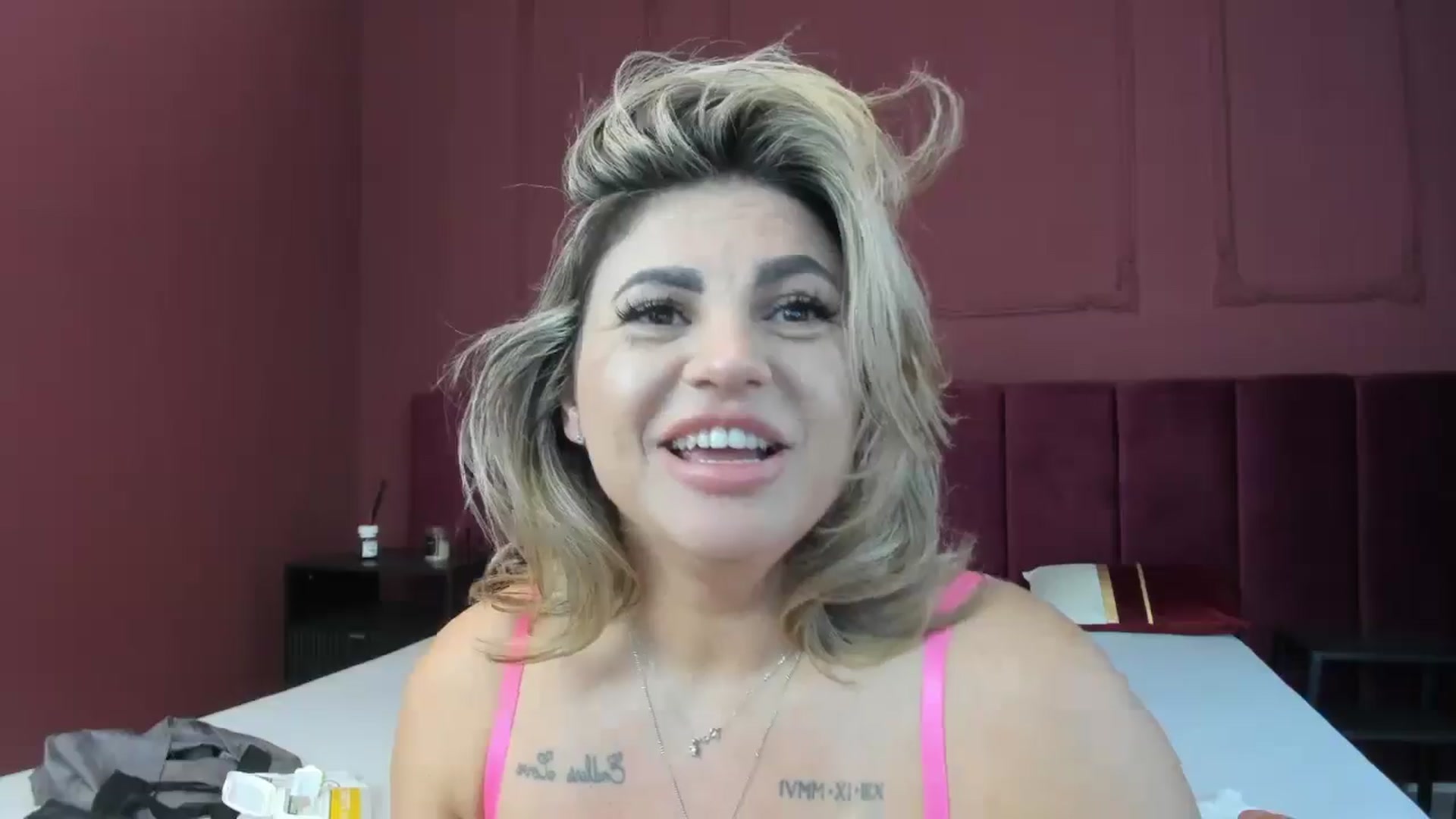 Gallery image thumbnail from Bo0ty_queen_'s myfreecams stream on, 10/22/2024, 10:04 image 8 of 20