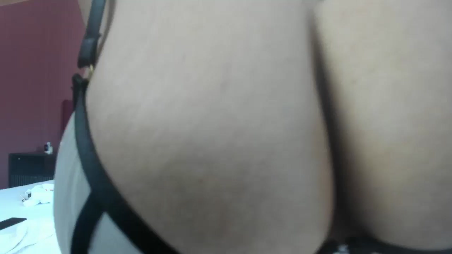 Gallery image thumbnail from Bo0ty_queen_'s myfreecams stream on, 10/23/2024, 11:12 image 9 of 20