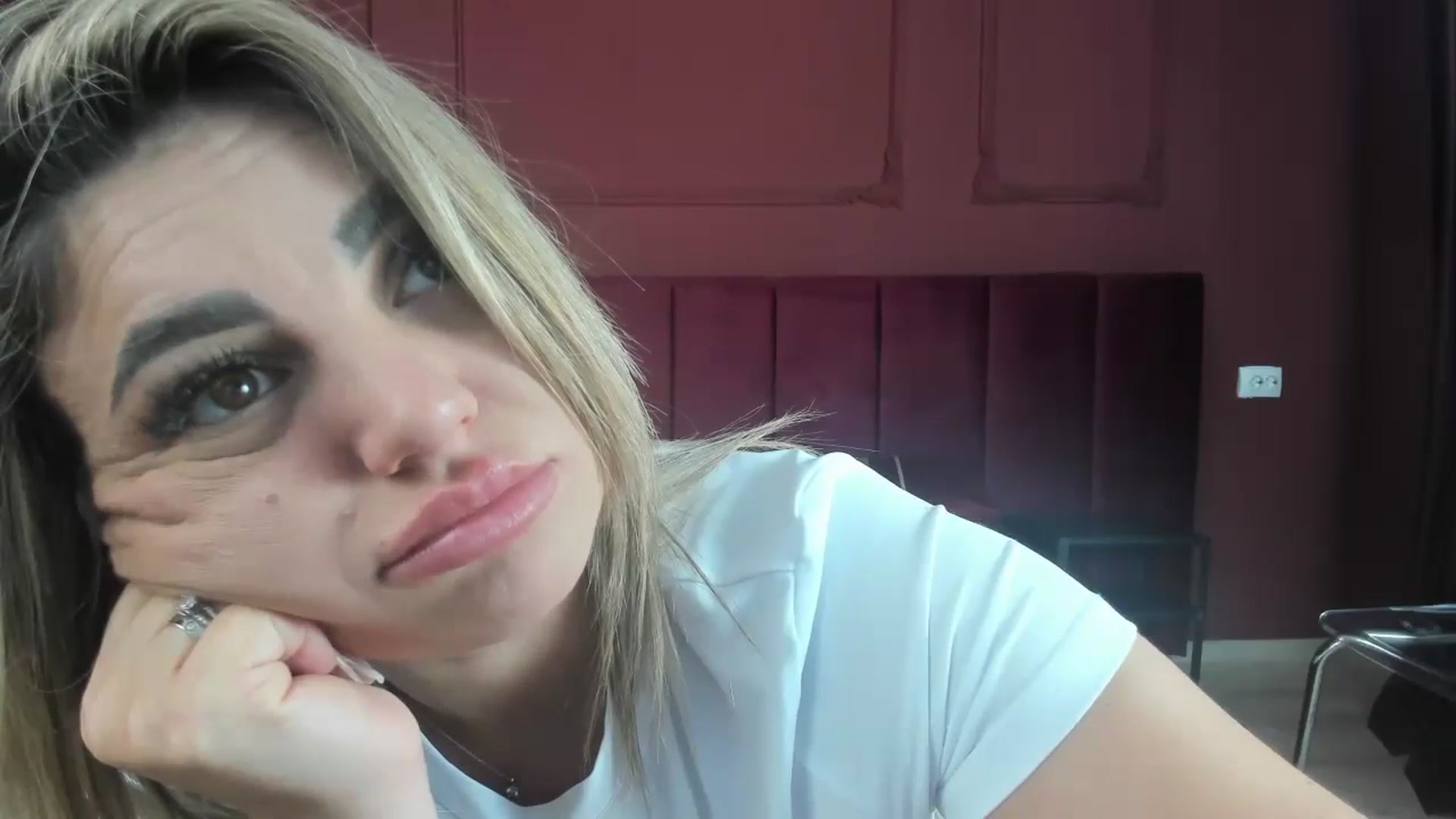 Gallery image thumbnail from Bo0ty_queen_'s myfreecams stream on, 10/23/2024, 11:59 image 2 of 20