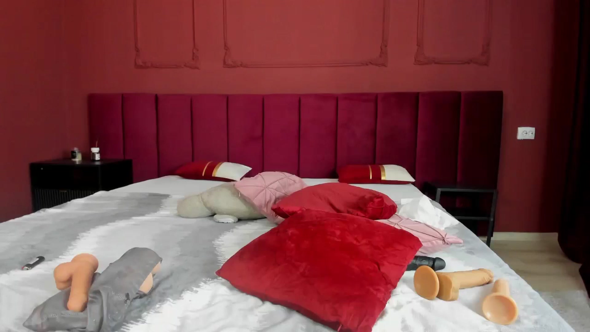 Gallery image thumbnail from Bo0ty_queen_'s myfreecams stream on, 11/02/2024, 13:28 image 6 of 20
