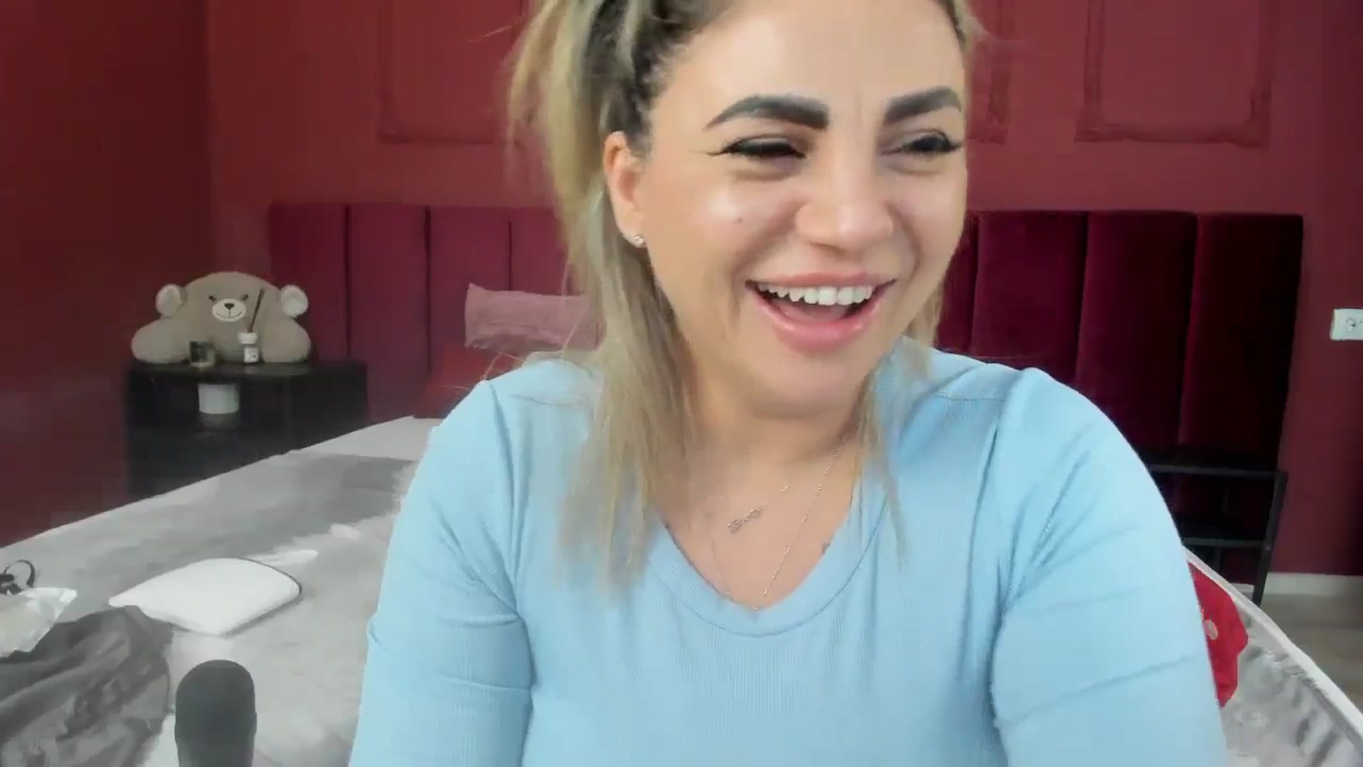 Gallery image thumbnail from Bo0ty_queen_'s myfreecams stream on, 11/14/2024, 13:14 image 13 of 20